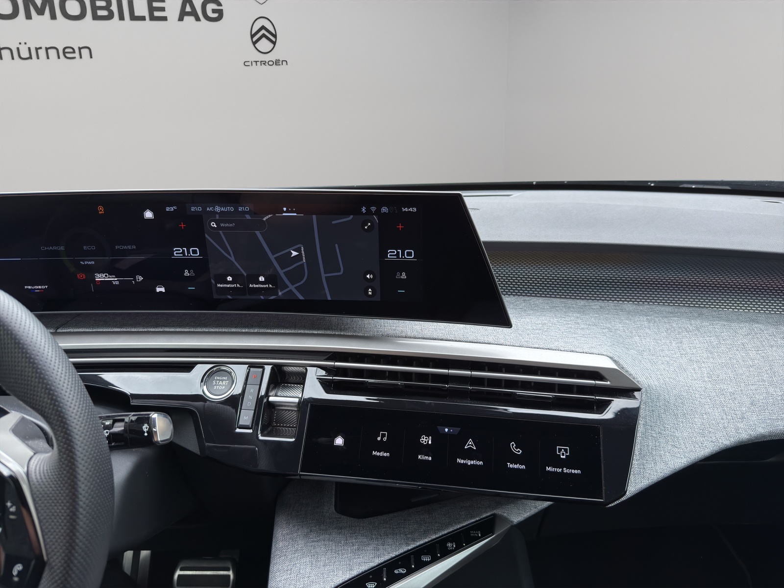 PEUGEOT 3008 1.2 Hybrid GT-image-7