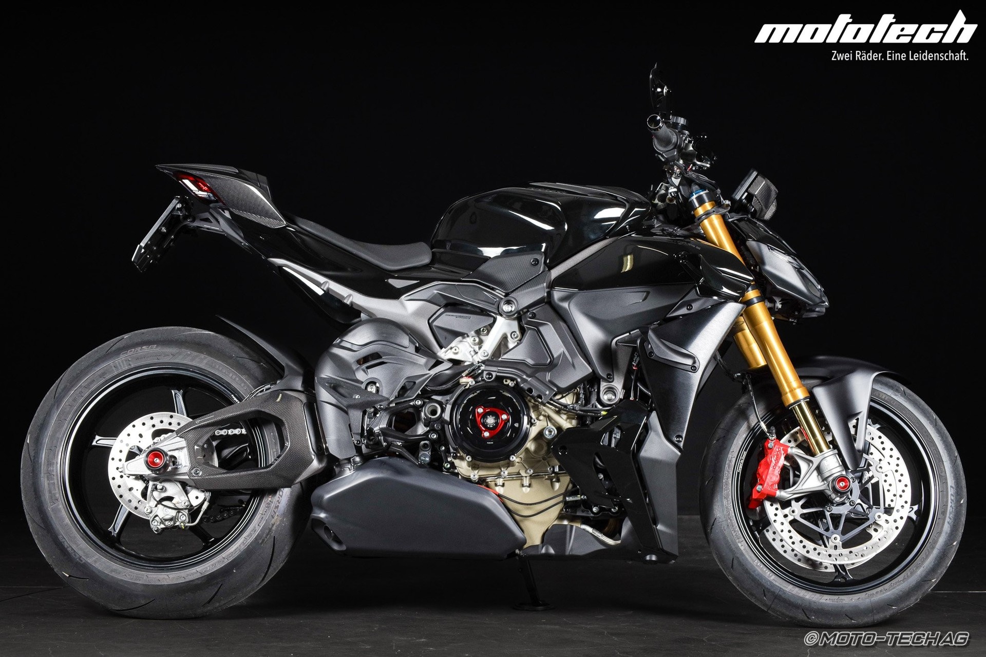 DUCATI Streetfighter V4 S-showroom-element-1