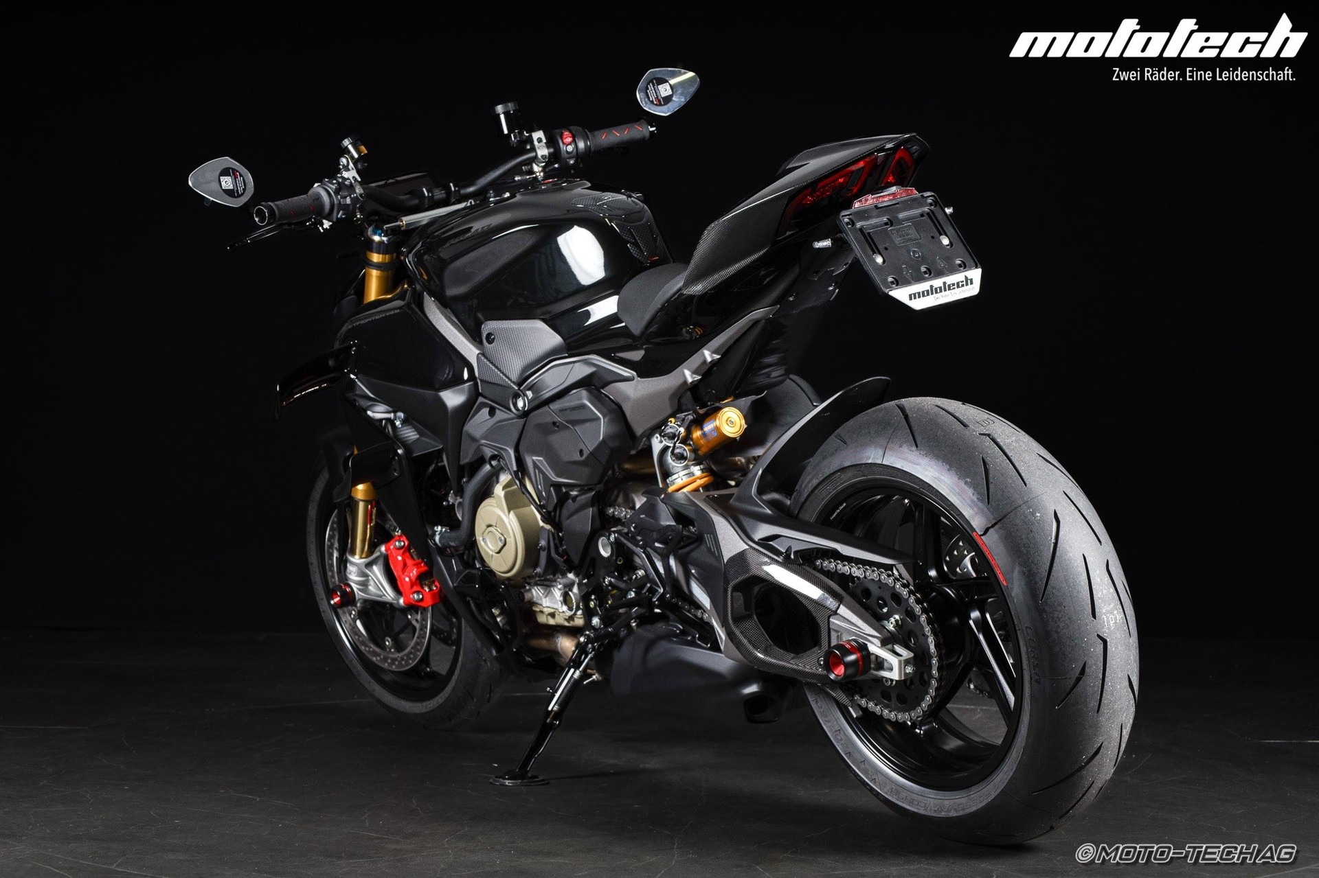 DUCATI Streetfighter V4 S-showroom-element-3
