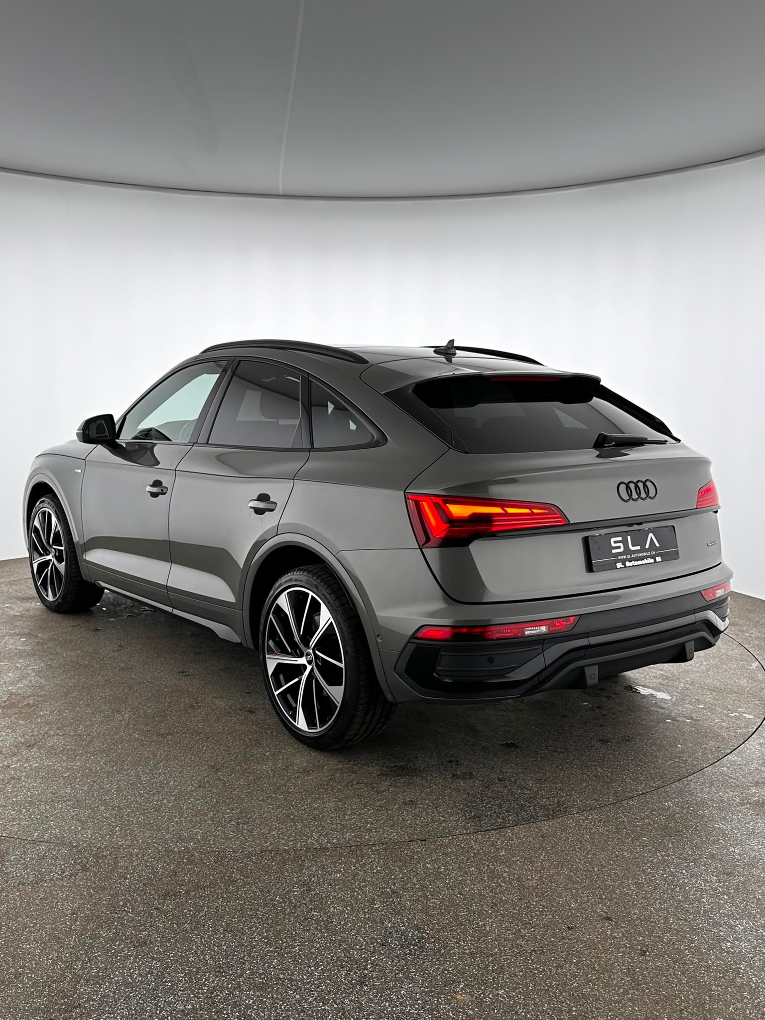 AUDI Q5 Sportback 40 TDI S line quattro S-tronic / Vollausstattung / Panarama / leasing ab 499.--showroom-element-1