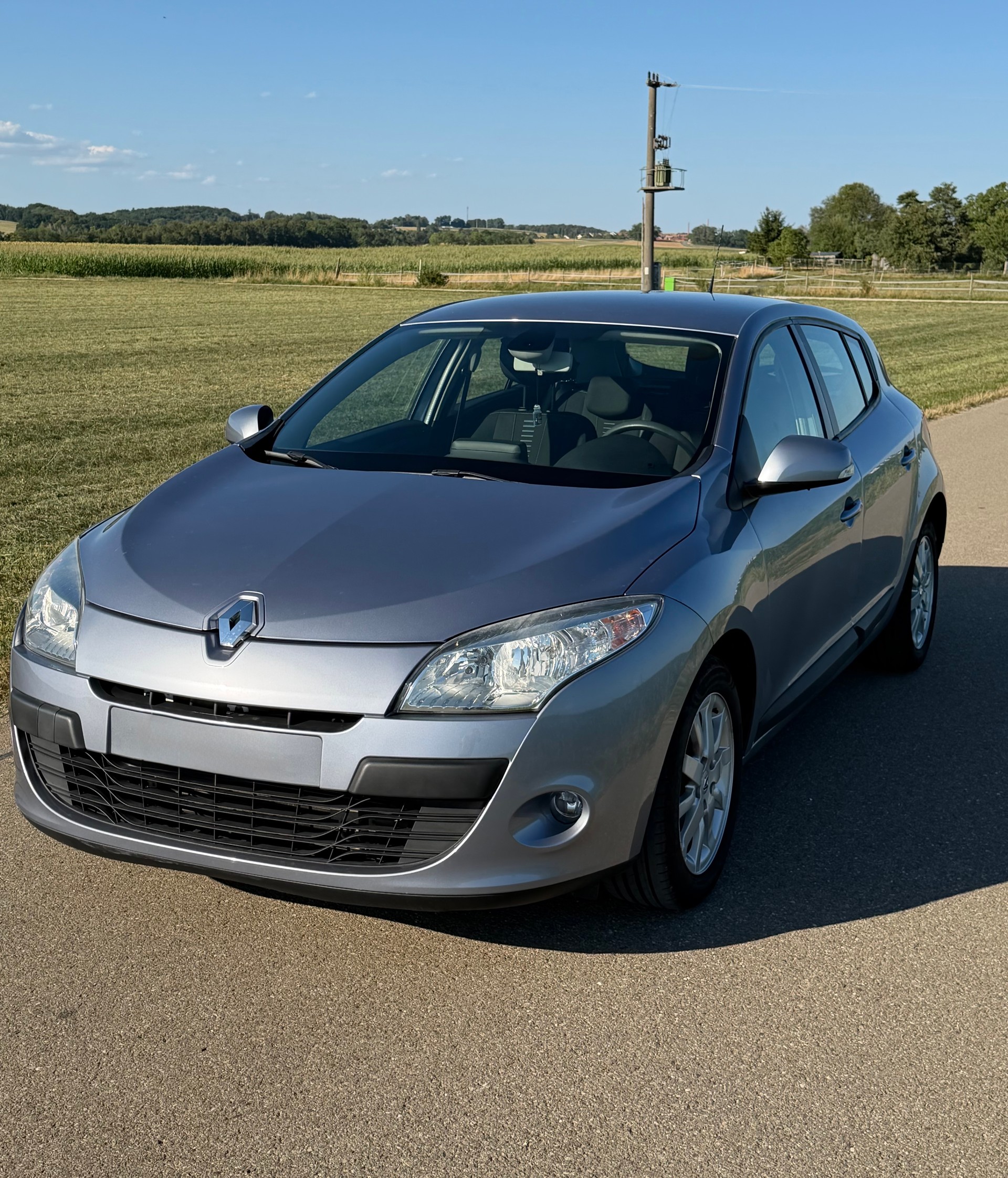 RENAULT 2.0 16V Dynamique CVT-image-0