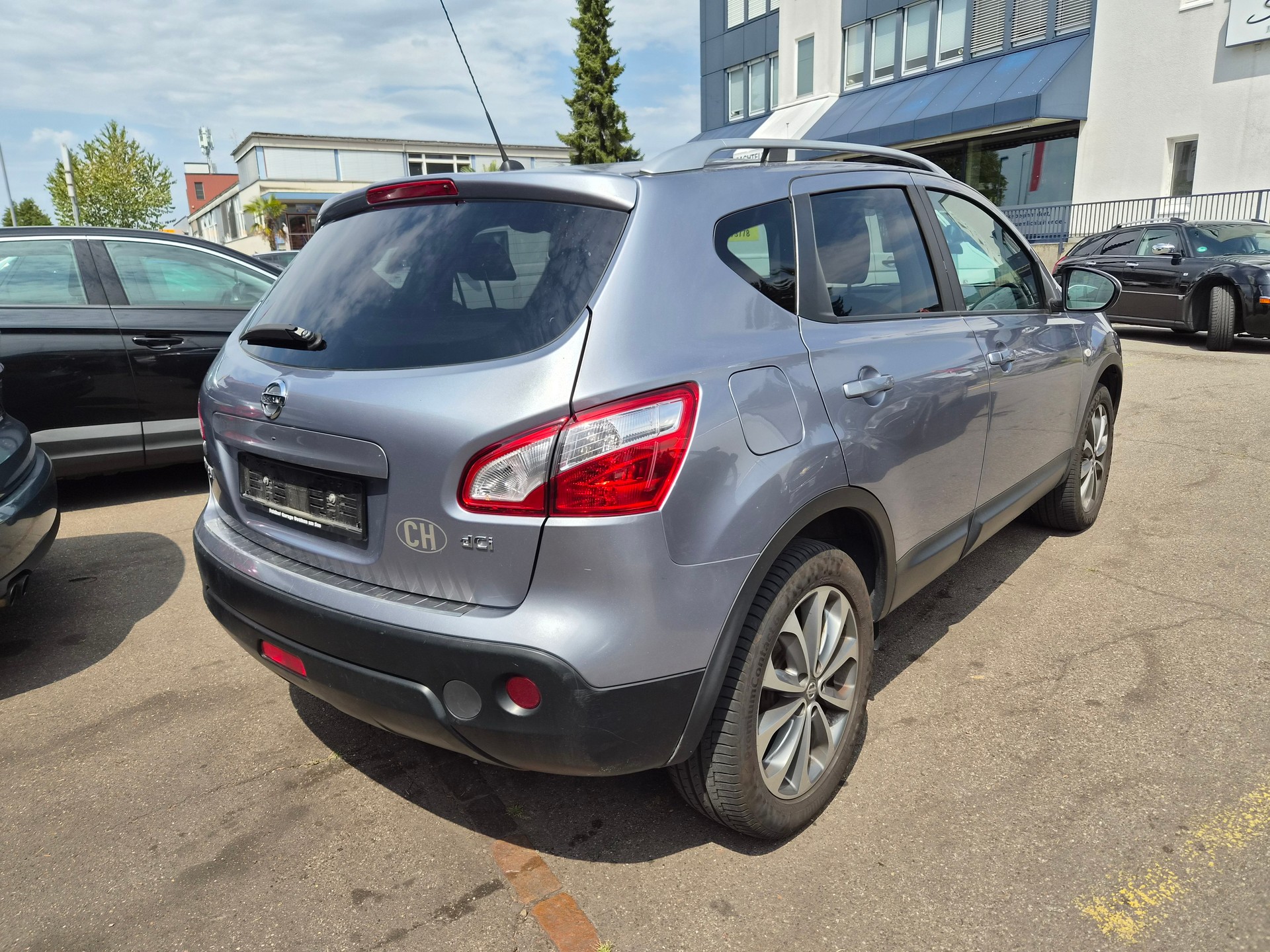 NISSAN Qashqai 2.0 dCi 4WD i-Way-image-6