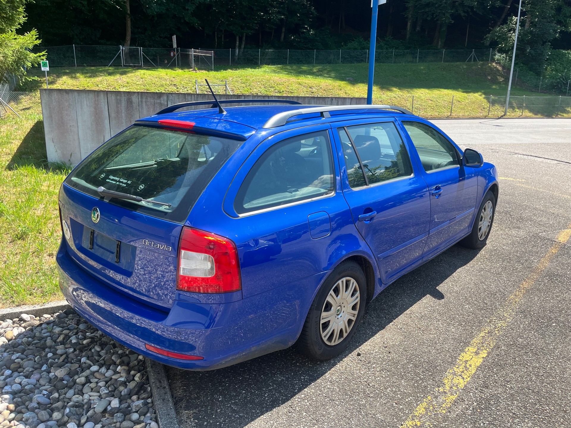 SKODA Octavia Combi 1.6 TDI Ambition 4x4-image-5