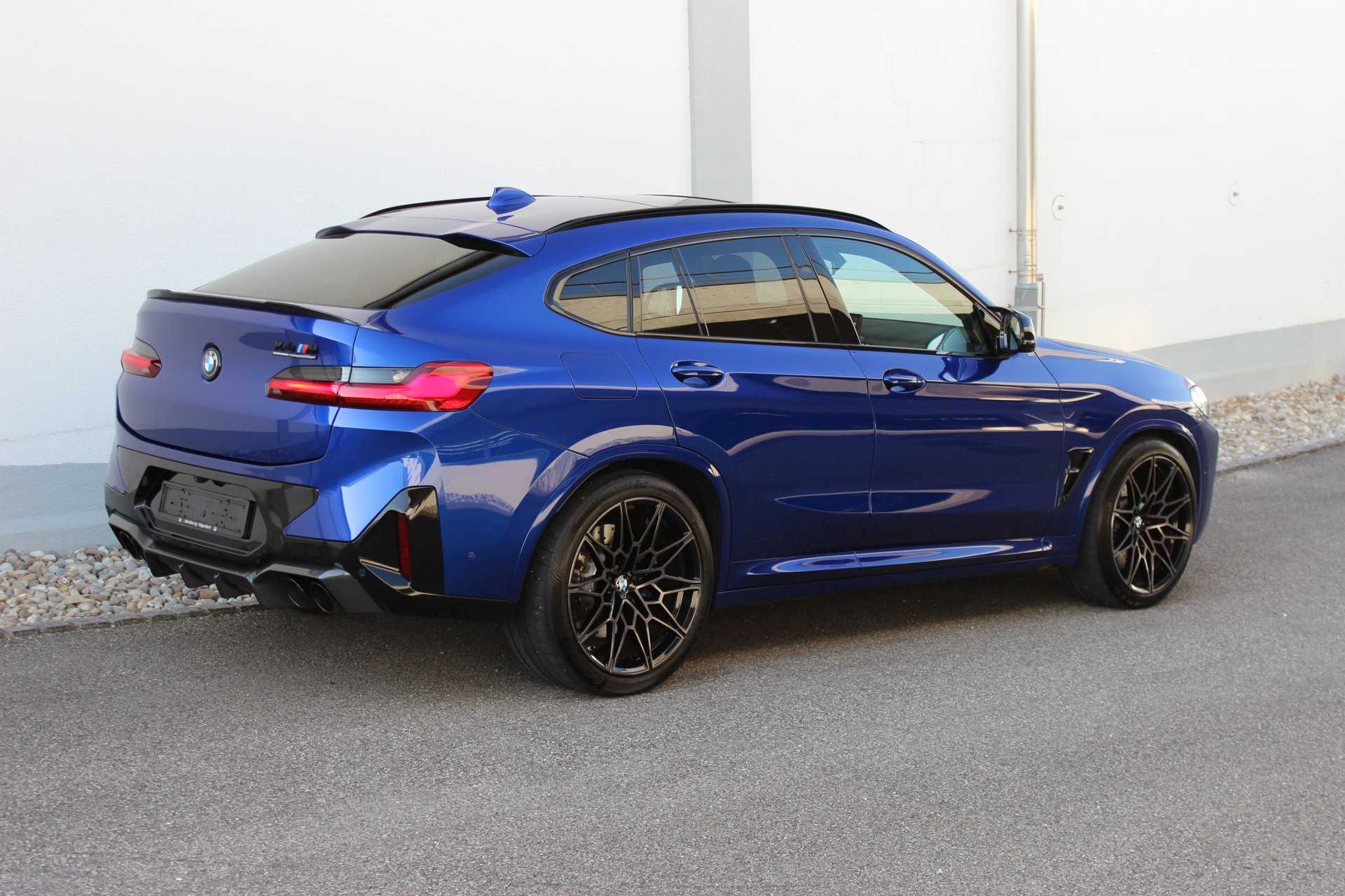 BMW X4M xDrive M Competition *MARINA BAY BLAU METALLIC*-image-5