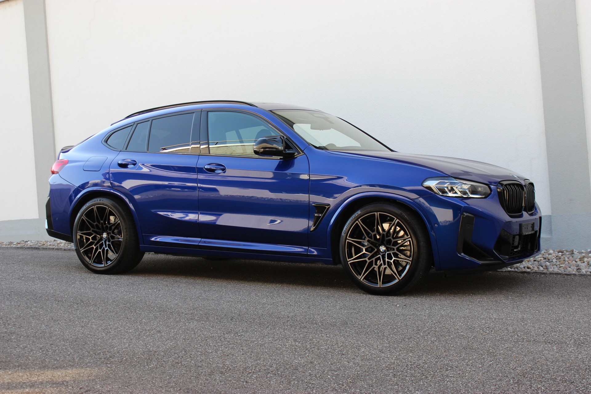 BMW X4M xDrive M Competition *MARINA BAY BLAU METALLIC*-image-4