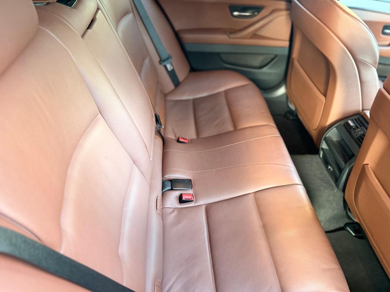 BMW 520d Touring Steptronic-image-7