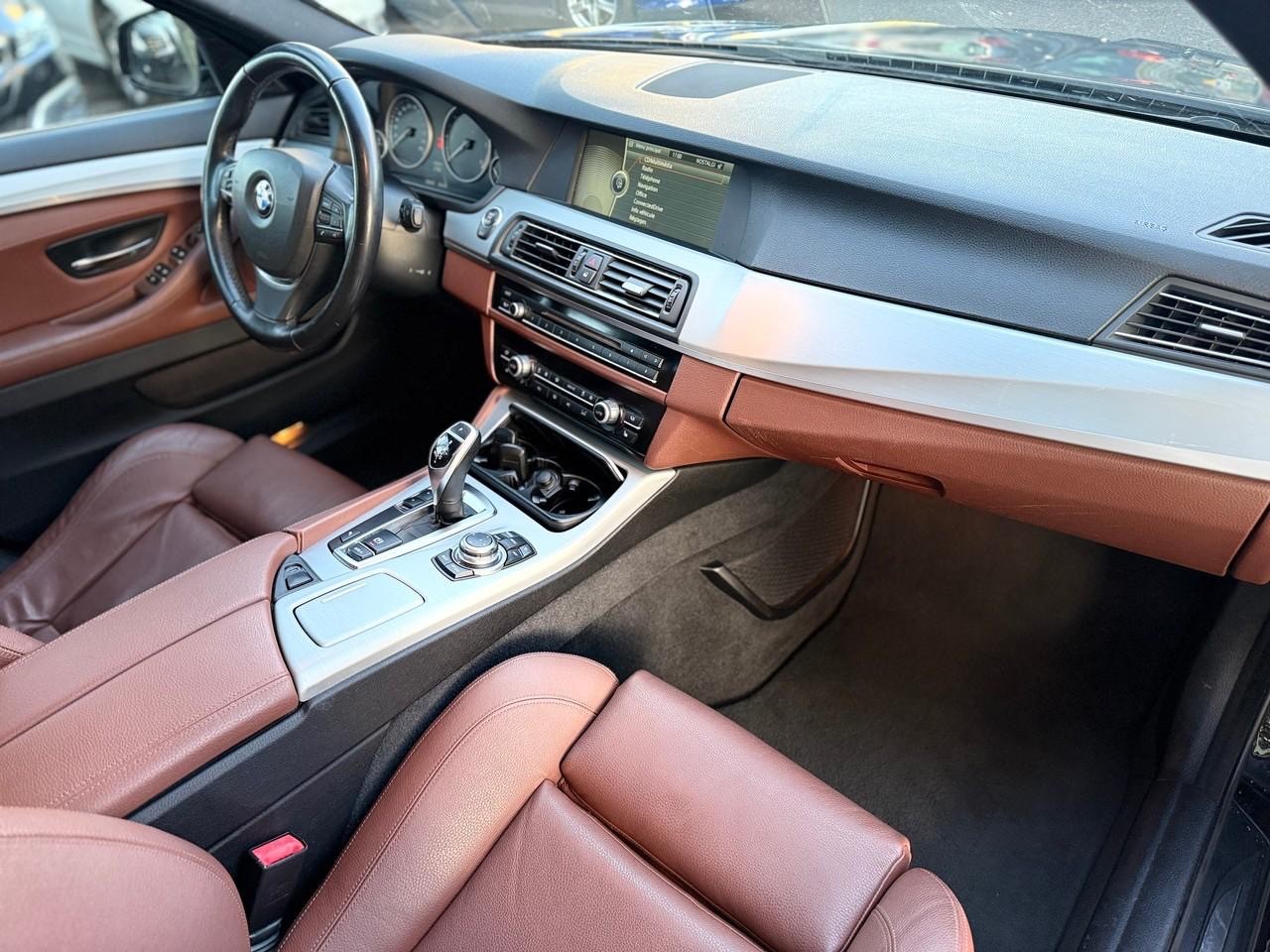 BMW 520d Touring Steptronic-image-6