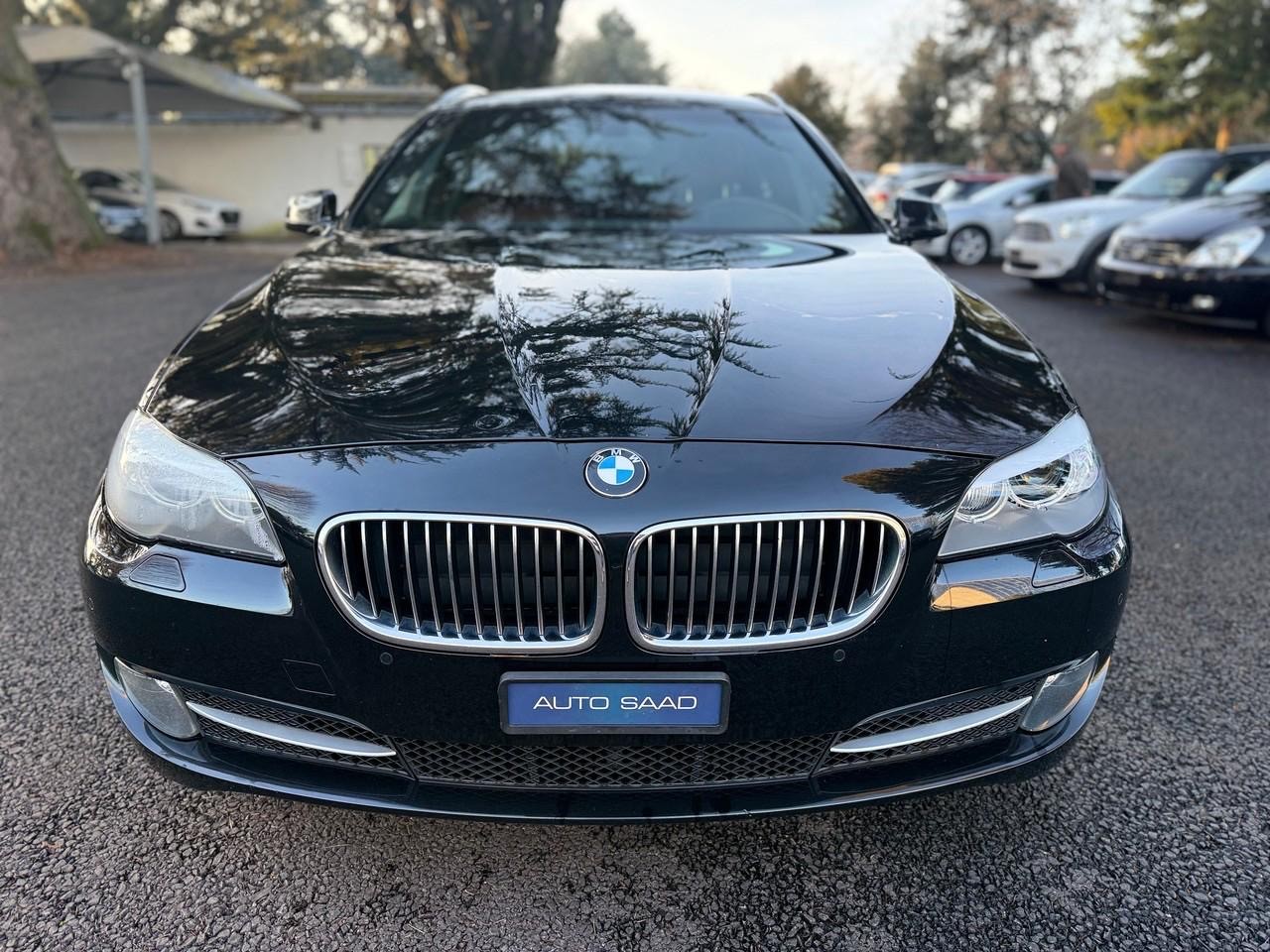 BMW 520d Touring Steptronic-image-0