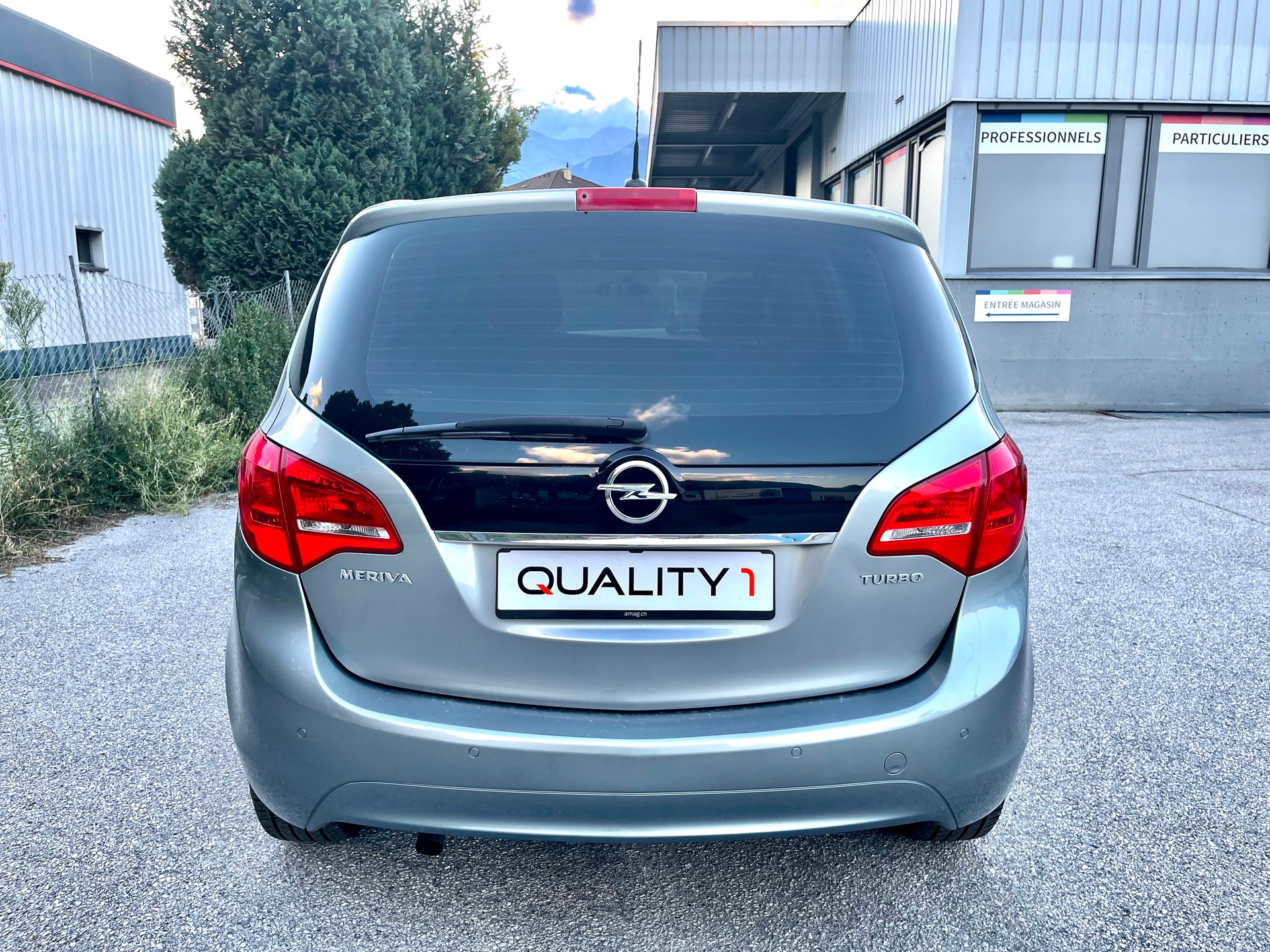 OPEL Meriva 1.4 Turbo Cosmo Automatic-image-14