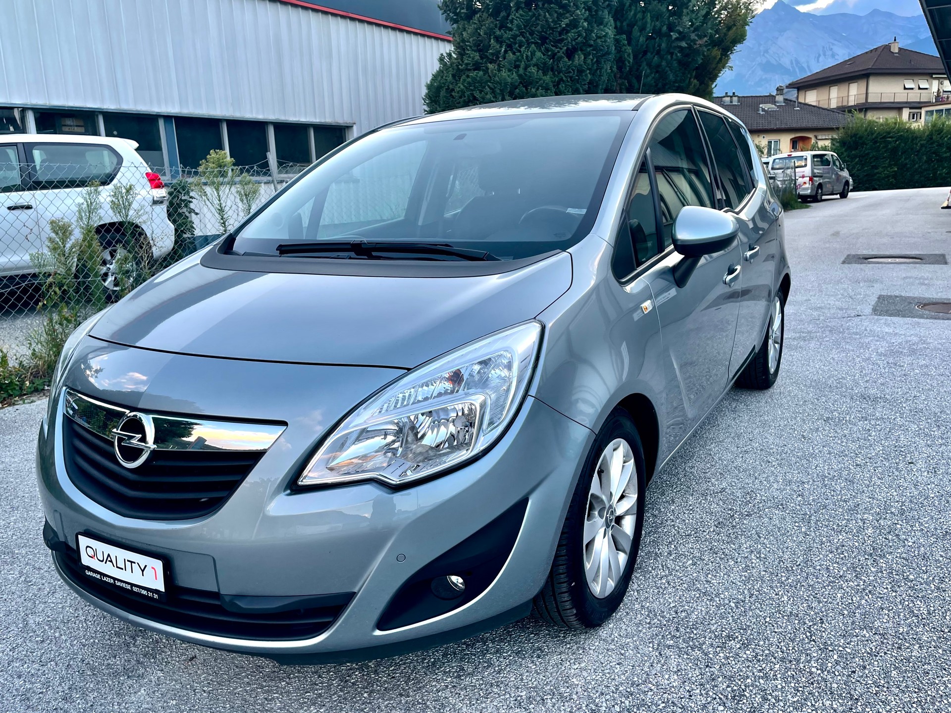 OPEL Meriva 1.4 Turbo Cosmo Automatic-image-4