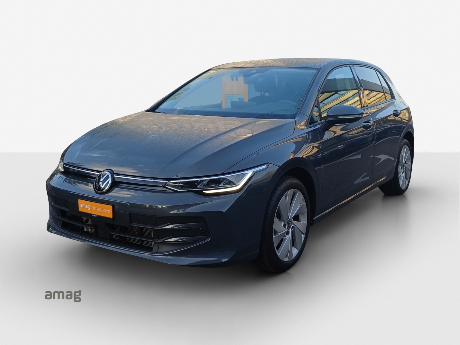 VW Golf 1.5 e TSI mHEV Life DSG-image-0