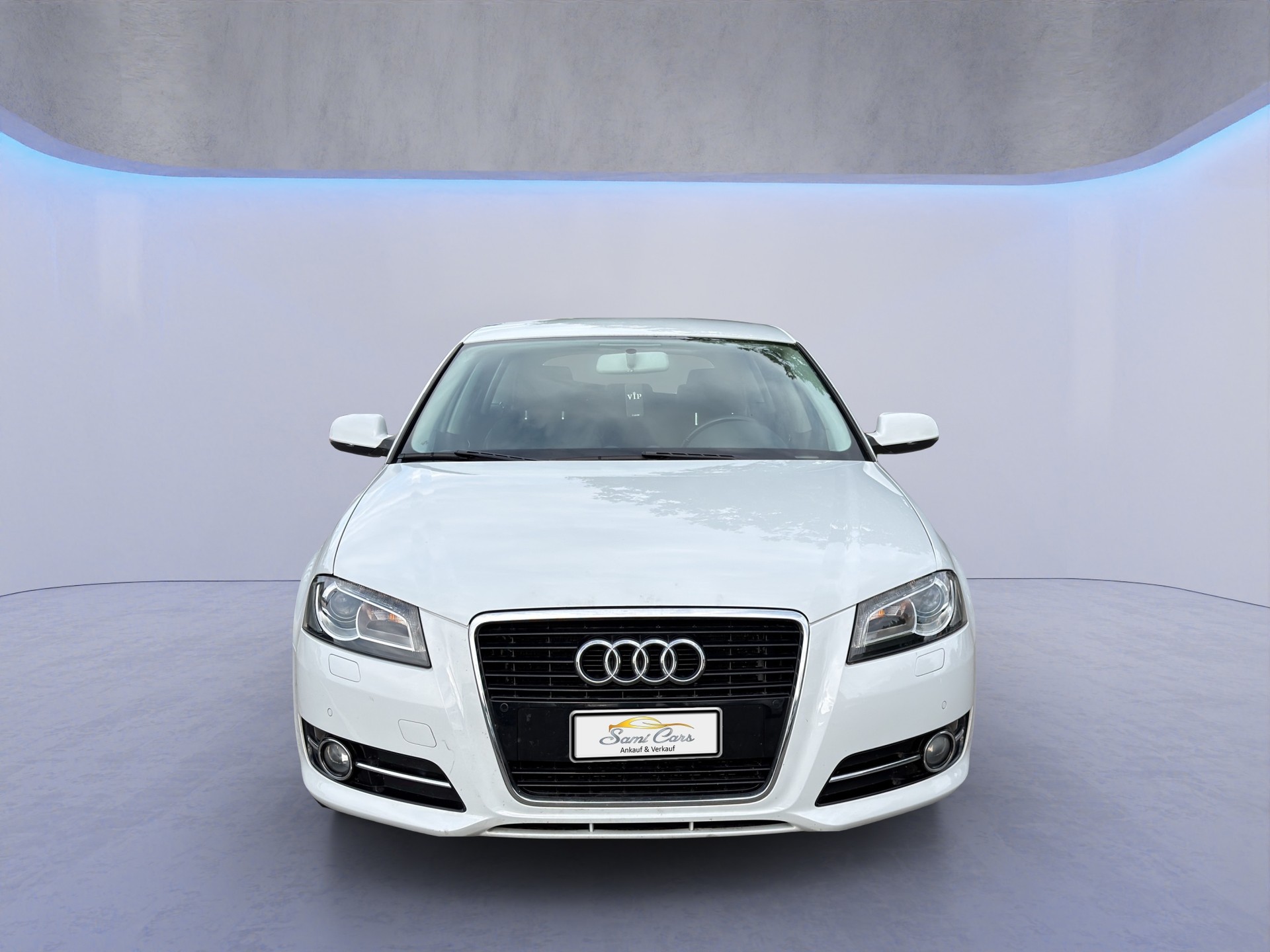 AUDI A3 Sportback 1.8 TFSI Ambiente S-tronic-image-4