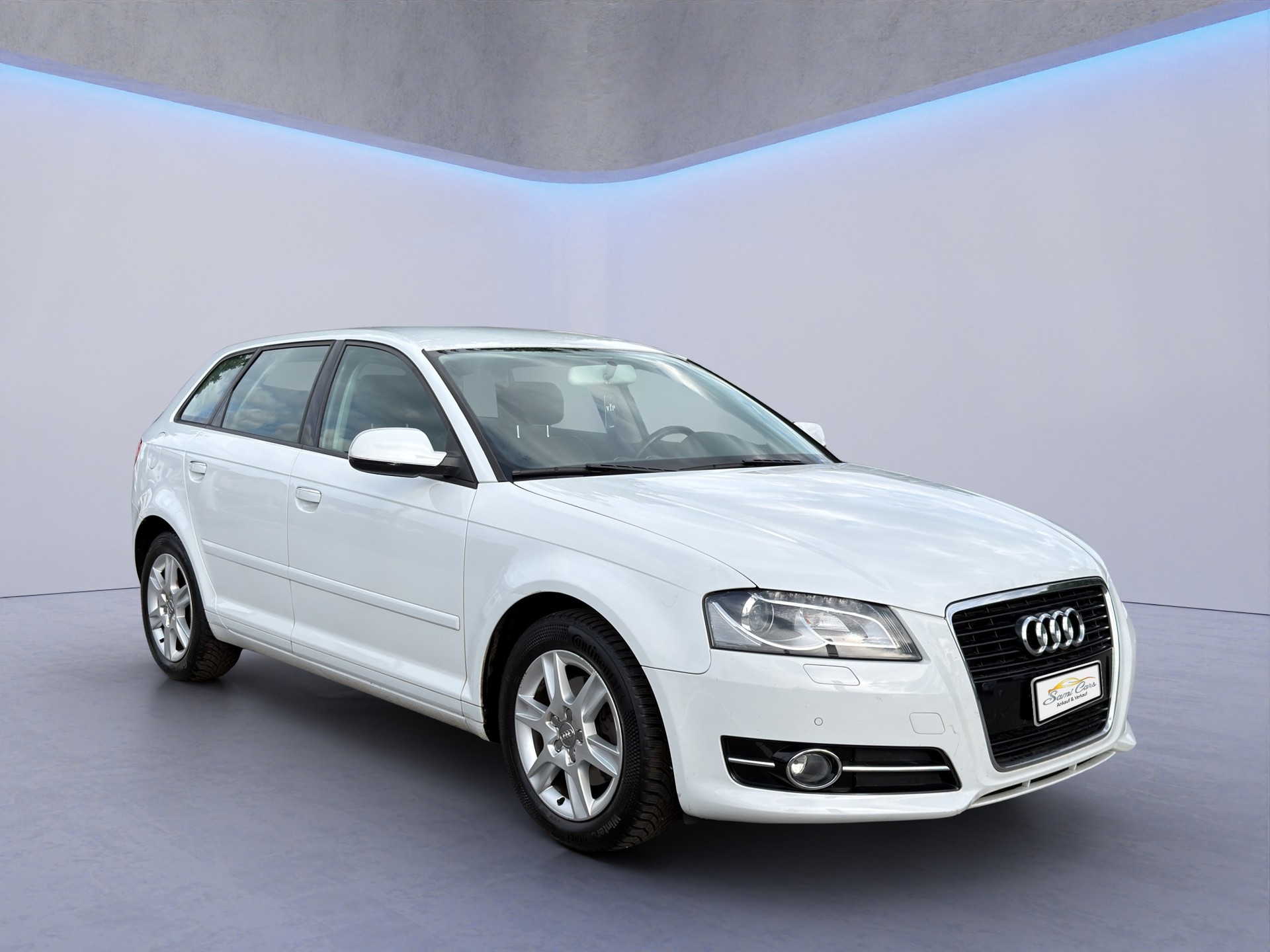 AUDI A3 Sportback 1.8 TFSI Ambiente S-tronic-image-0