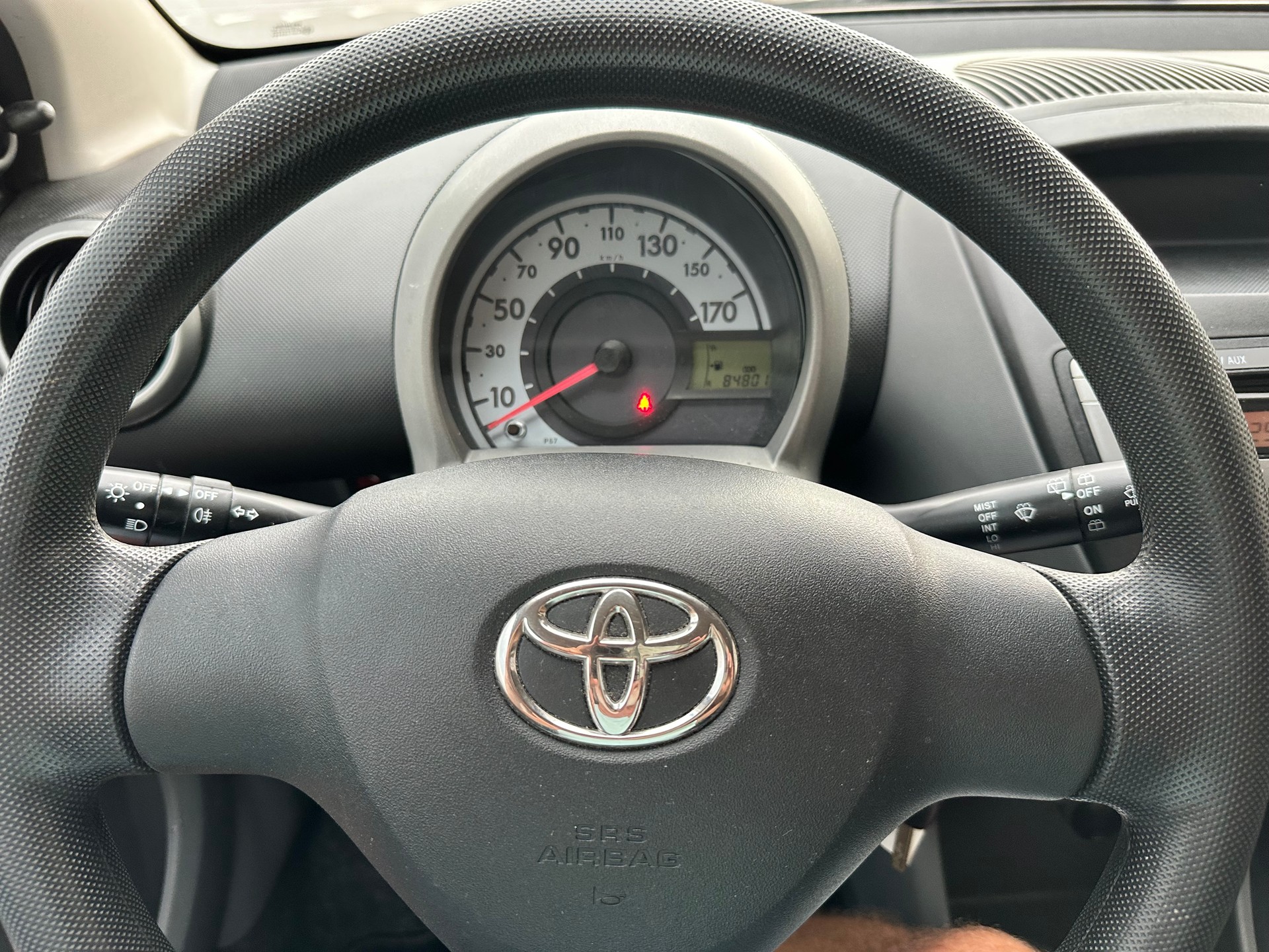 TOYOTA Aygo 1.0 Linea Terra-image-9
