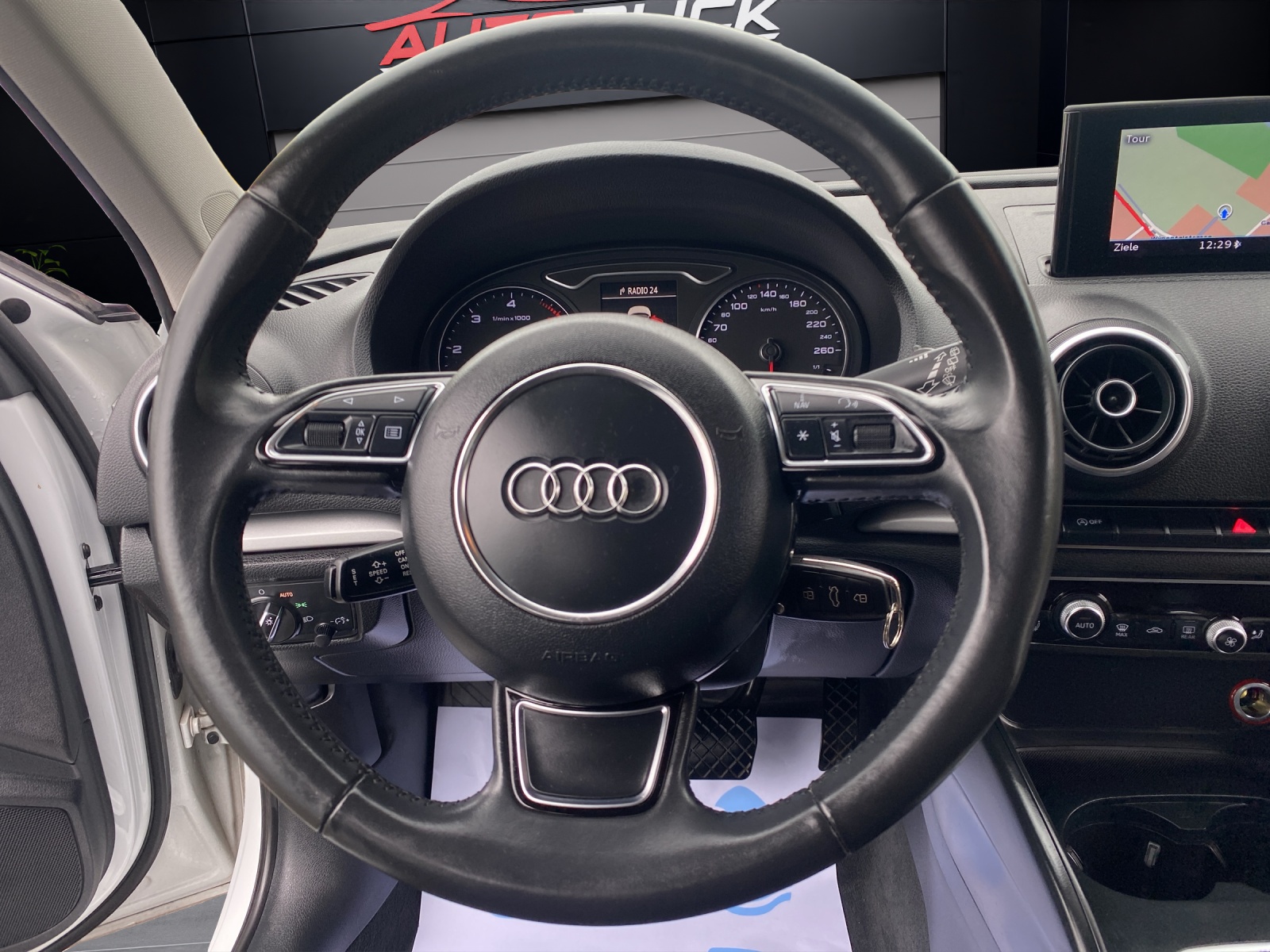 AUDI A3 Sportback 2.0 TDI Ambiente Quattro S-tronic 2.0 TDI Quattro (4x4) 184 PS | Automat | 109’000 km | Frisch ab MFK & Service-image-13