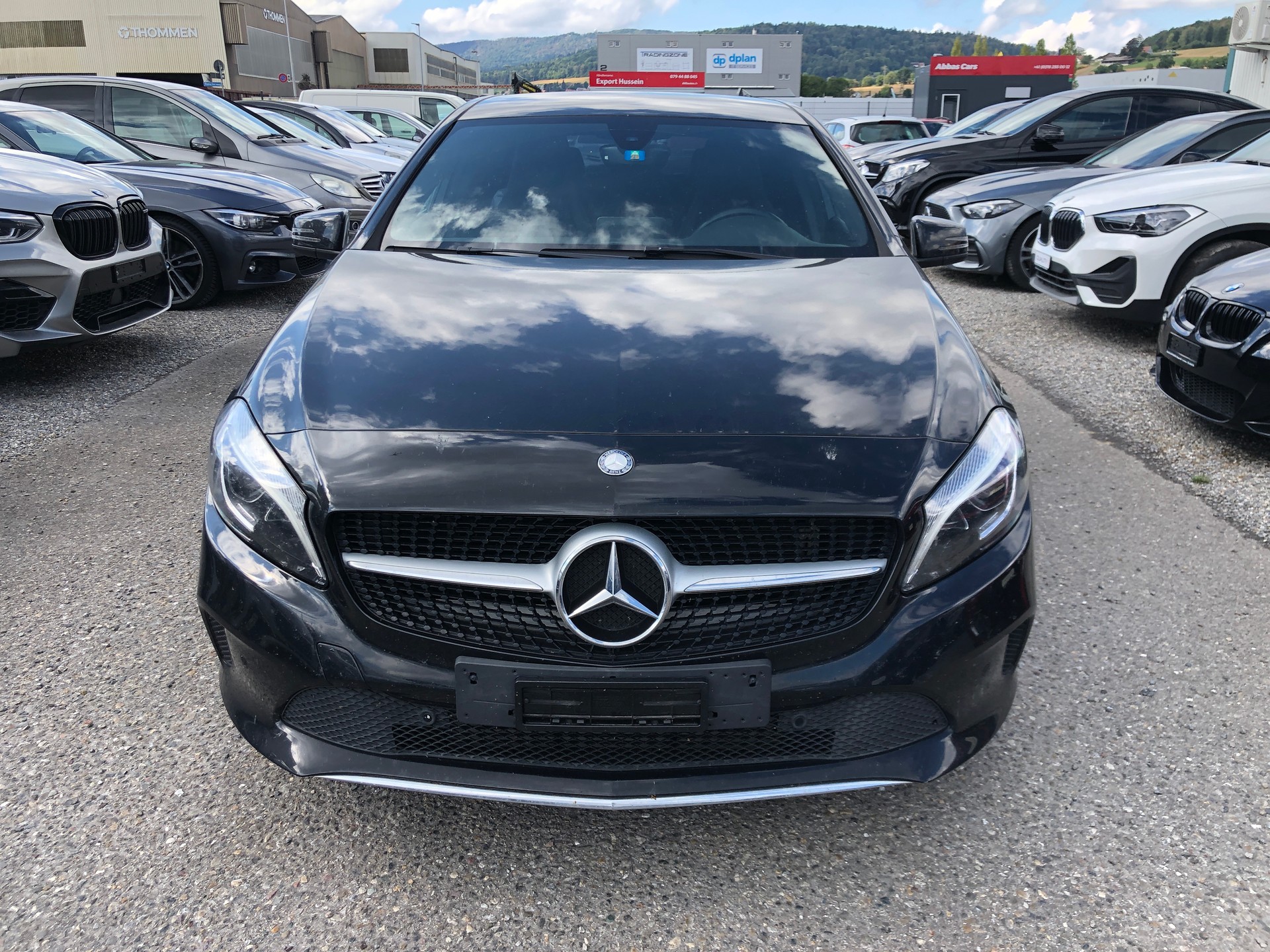 MERCEDES-BENZ A 180-image-1