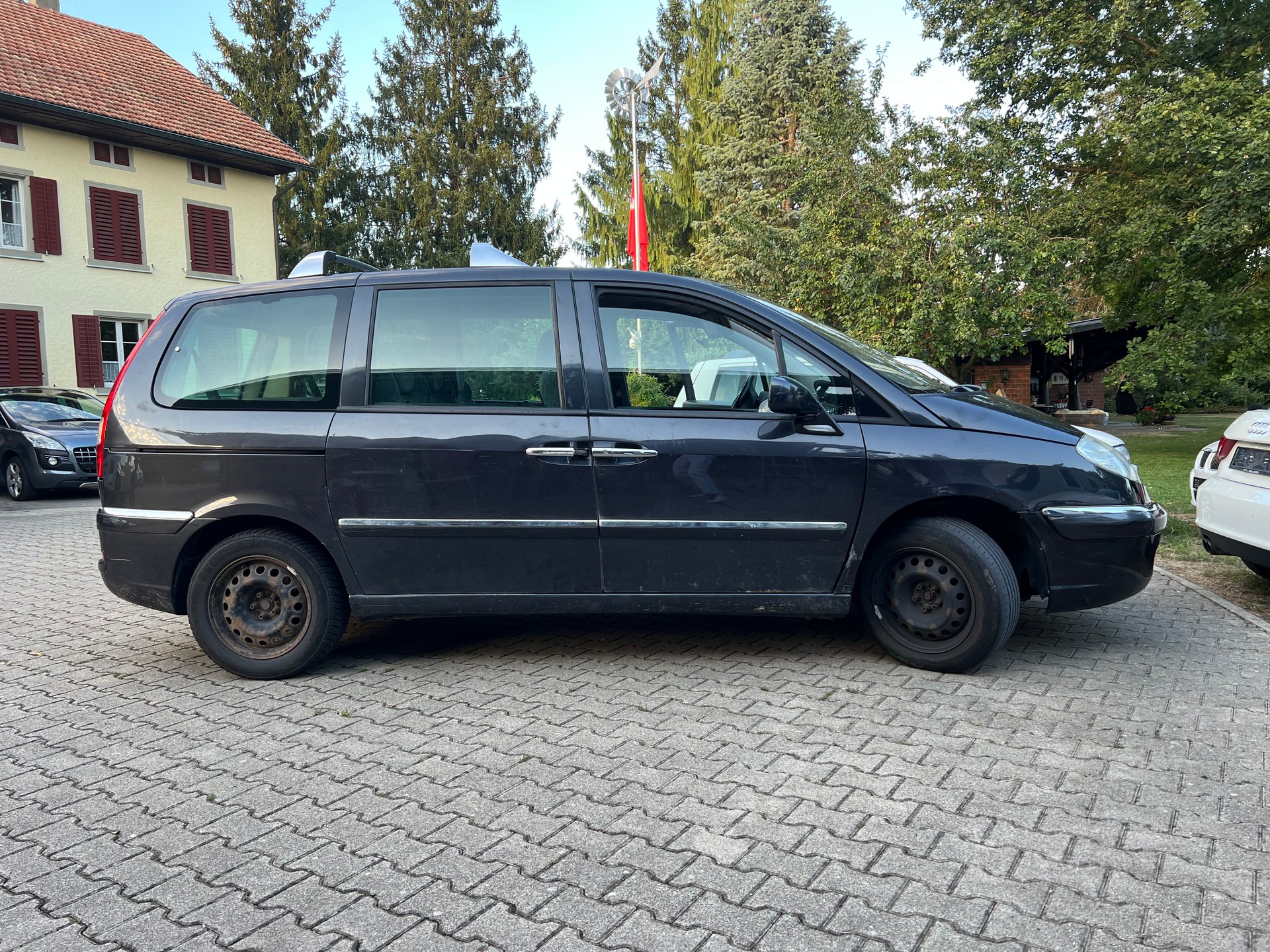 CITROEN C8 2.0 16V HDi Exclusive-image-1
