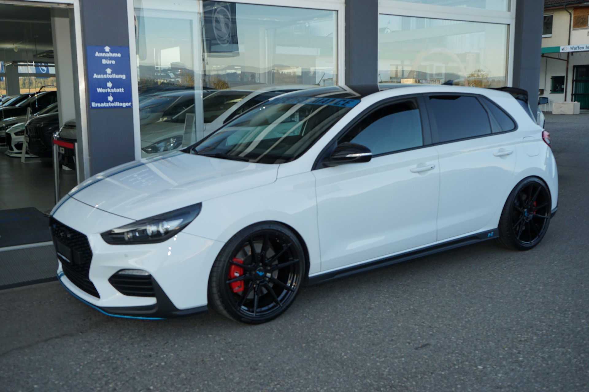 HYUNDAI i30 N 2.0 T-GDi-showroom-element-1