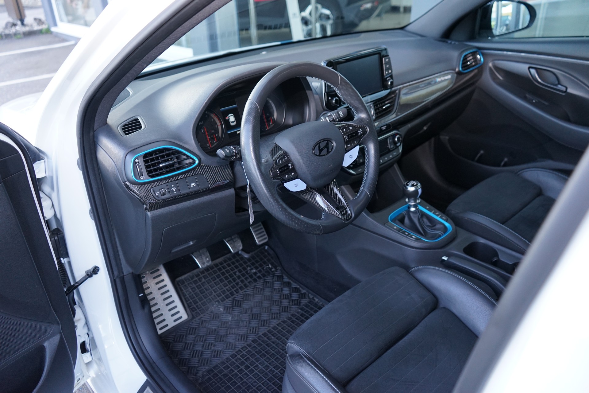 HYUNDAI i30 N 2.0 T-GDi-image-15