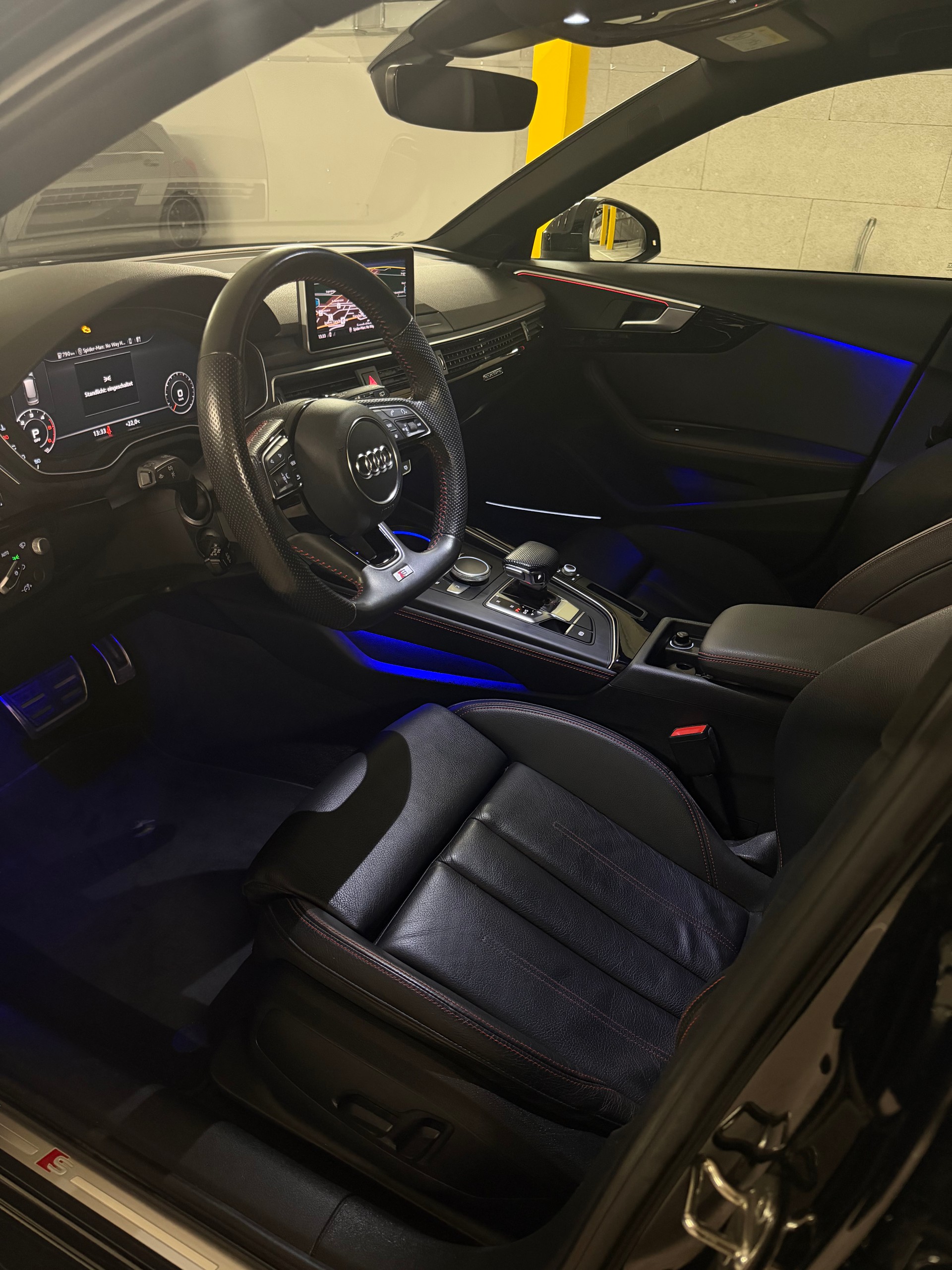 AUDI 2.0 40 TDI Sport quattro S-Tronic-image-3
