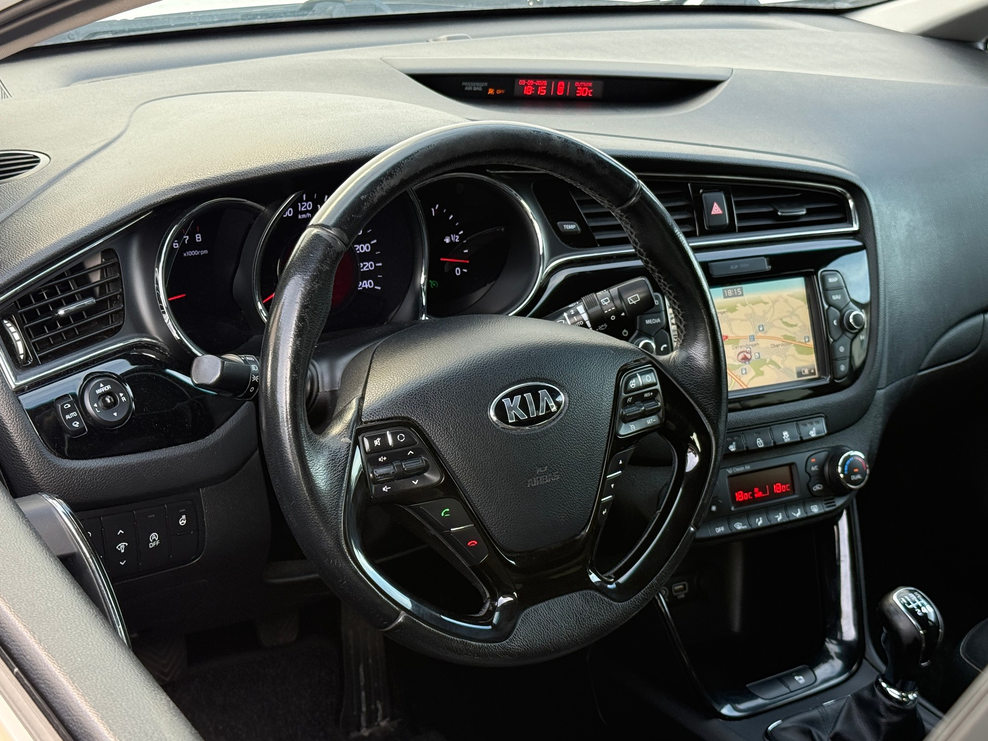 KIA Cee'd 1.0 T-GDi Swiss Champion / ab MFK-image-16