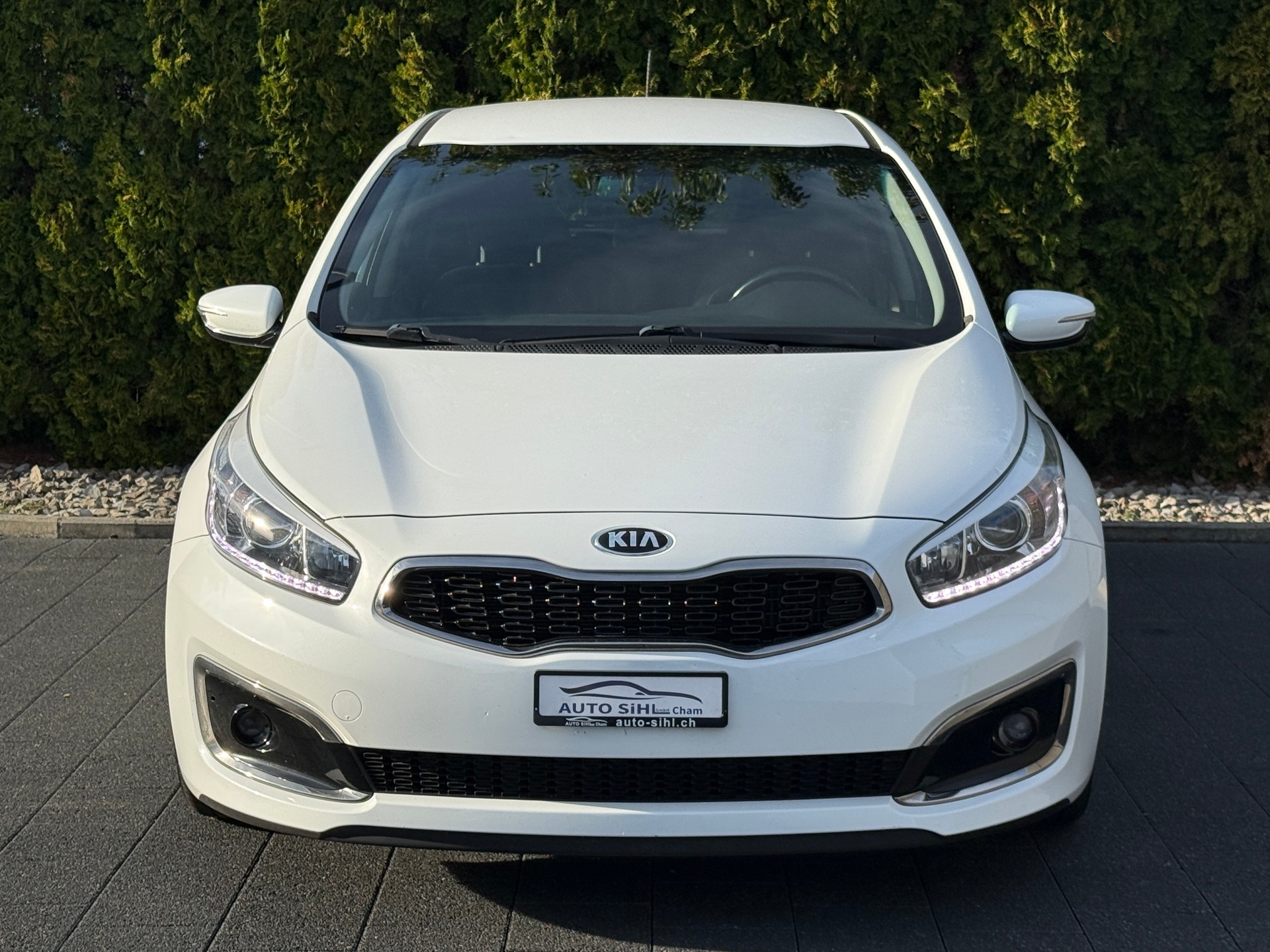KIA Cee'd 1.0 T-GDi Swiss Champion / ab MFK-image-4