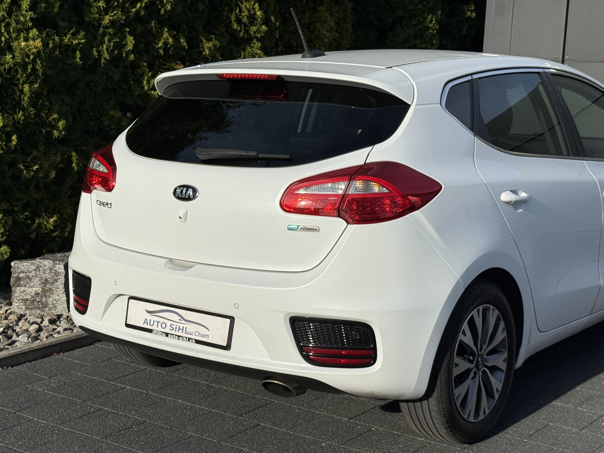KIA Cee'd 1.0 T-GDi Swiss Champion / ab MFK-image-11
