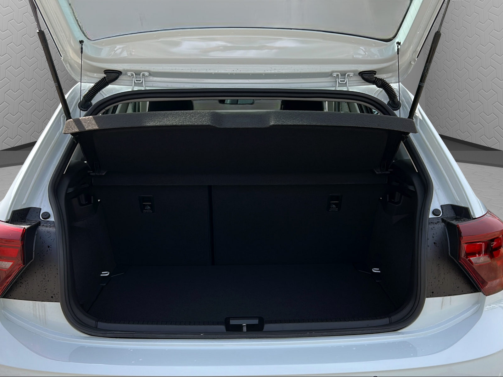 VW Polo 1.0 TSI Life DSG-image-13