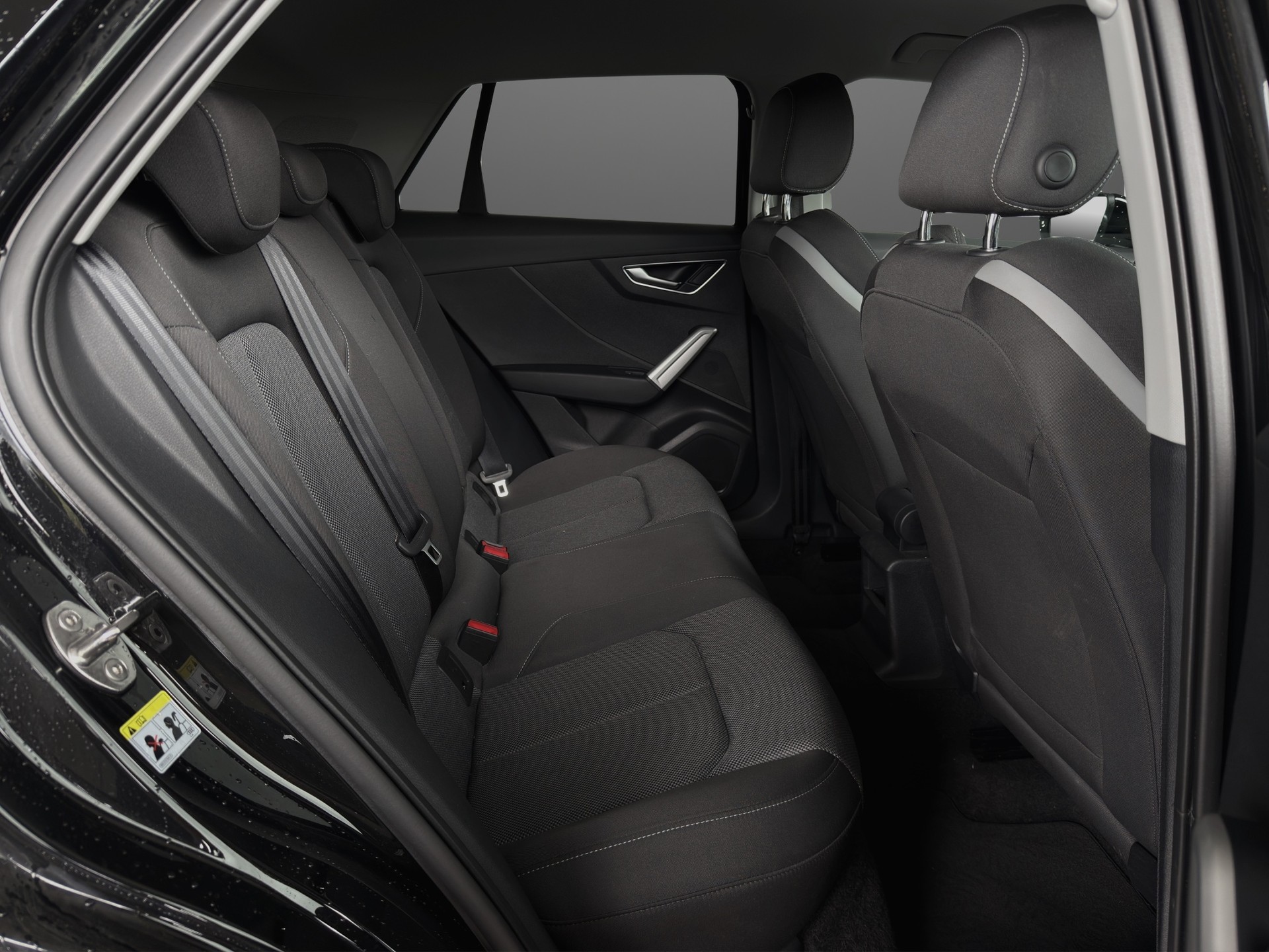 AUDI Q2 35 TFSI S line S-tronic-image-8