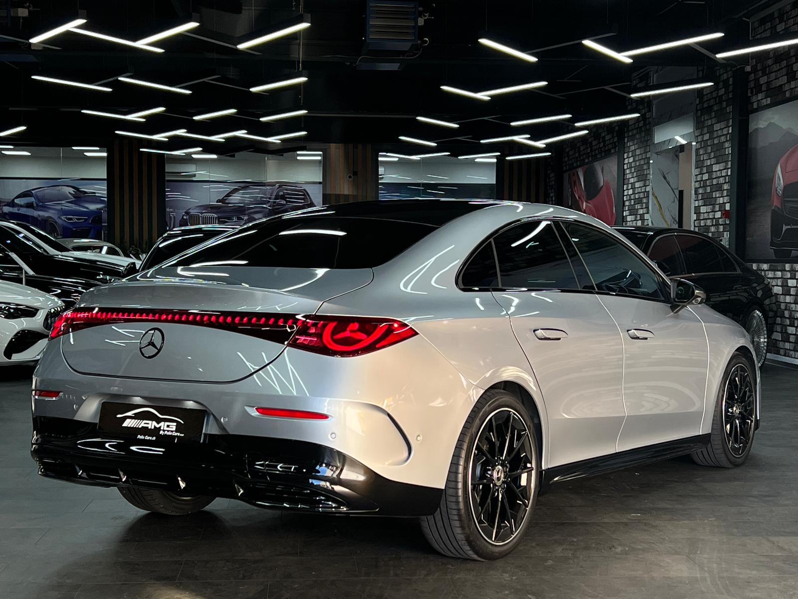 MERCEDES-BENZ CLA 200 AMG Line Limited Silver&Black Performance 3 Jahre Werksgarantie & Gratisservice 8G-DCT-image-5