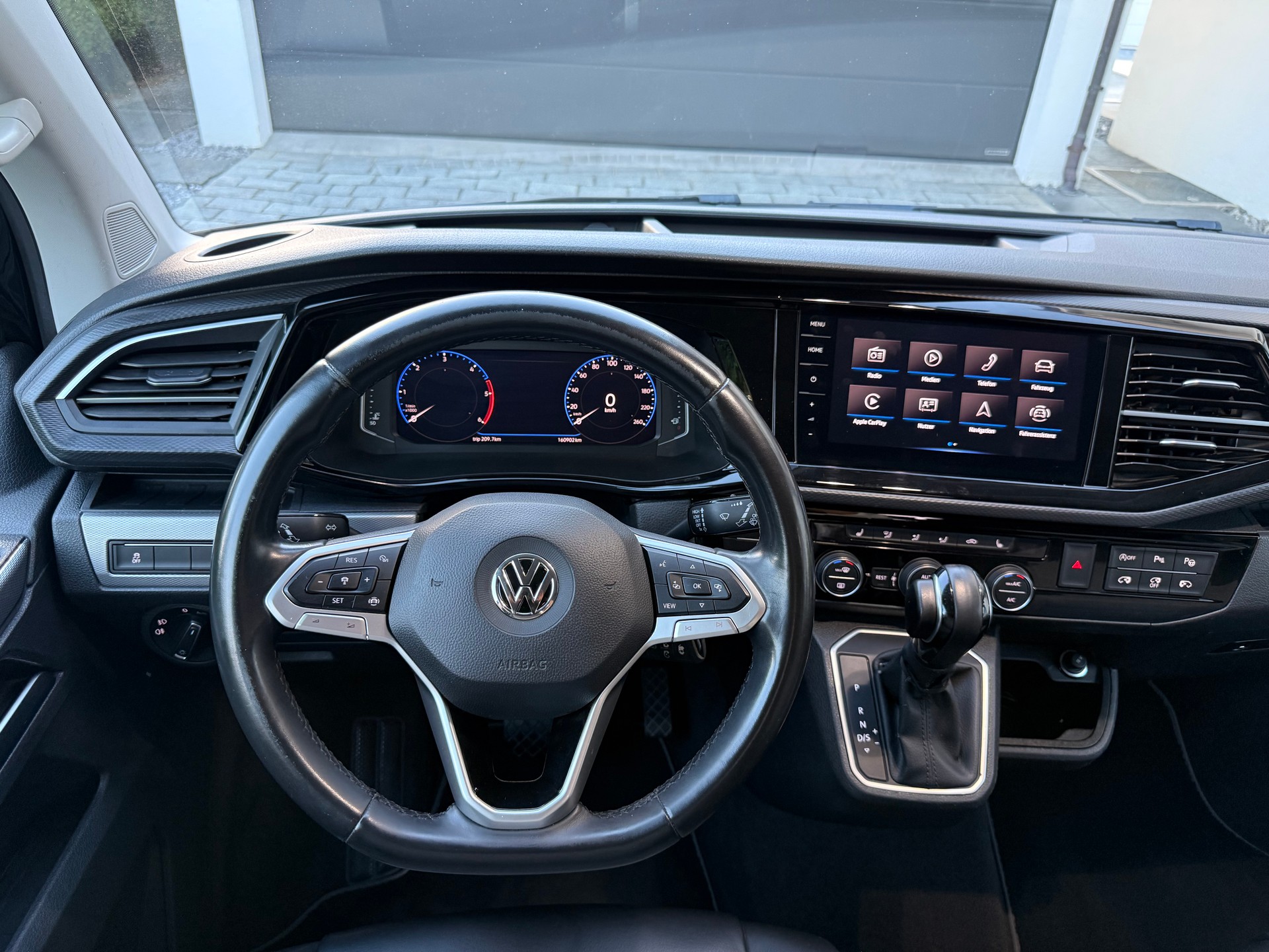 VW 2.0 TDI 199 Highline DSG 4m-image-4