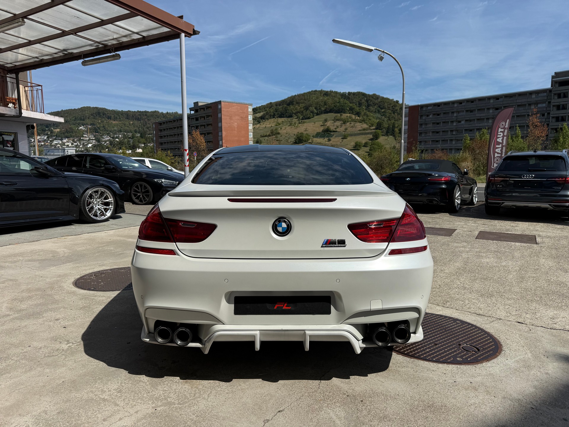 BMW M6 Coupe Competition Individual- Frozen Brilliant White-image-3