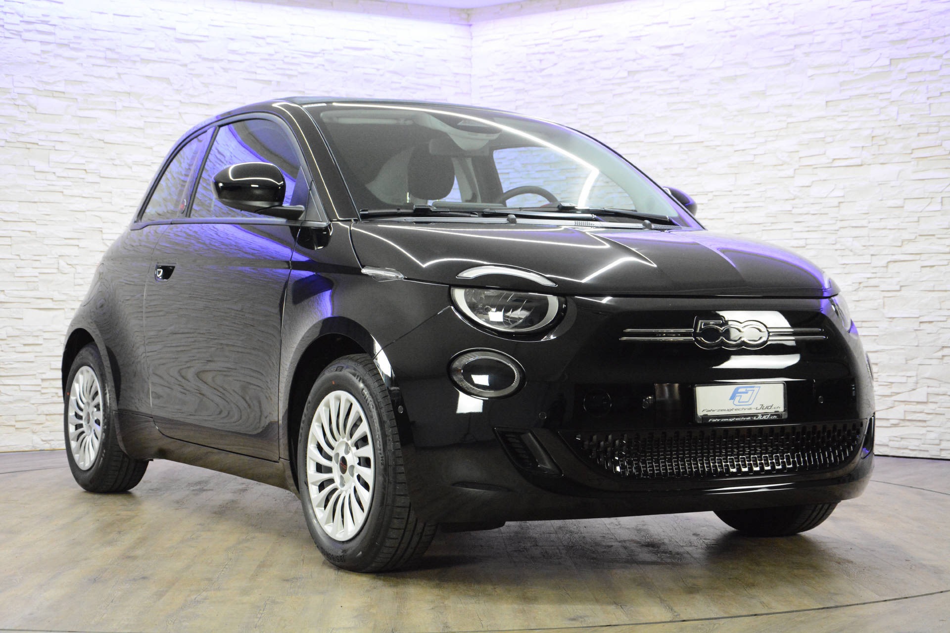 FIAT 500 Red Komfortpaket-image-1