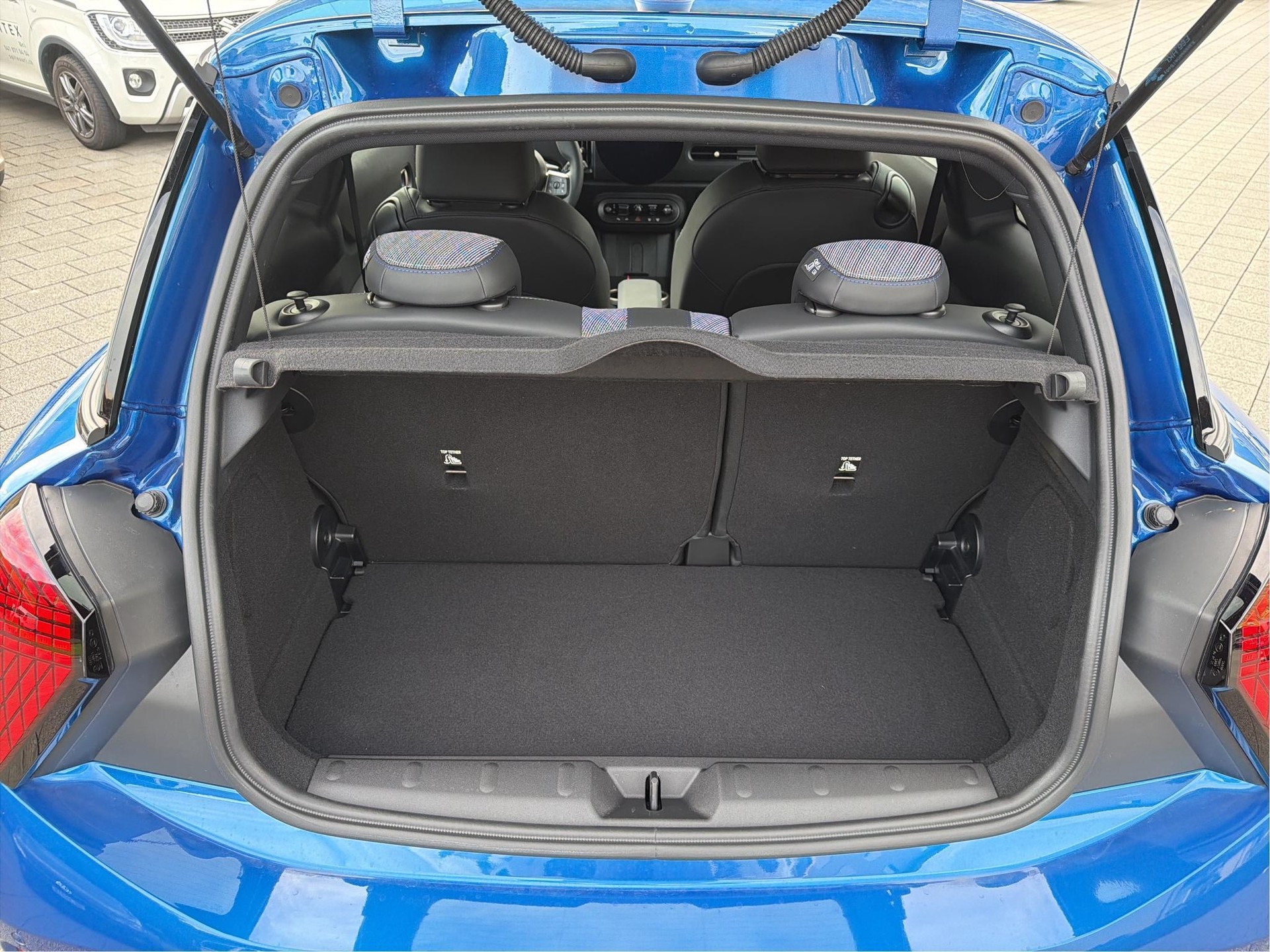 MINI Cooper S (3d)-image-15