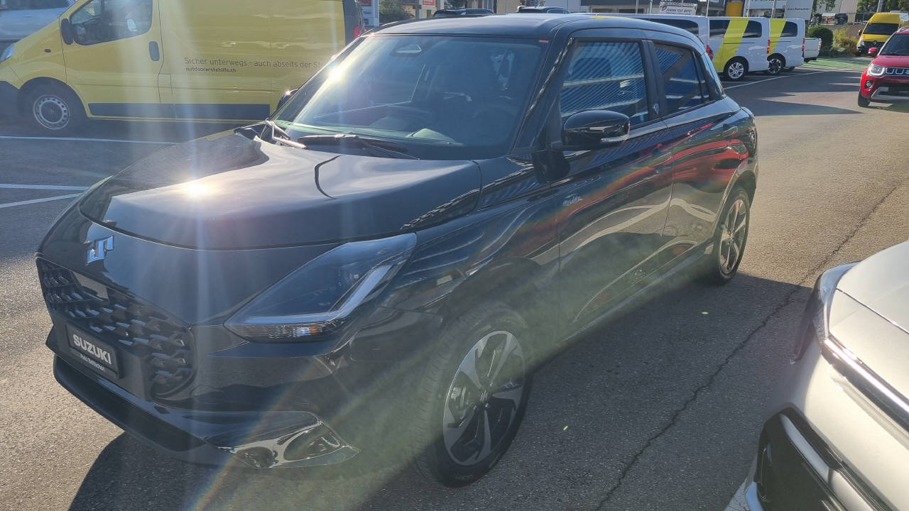 SUZUKI Swift 1.2 Piz Sulai Top Hybrid 4x4-image-2