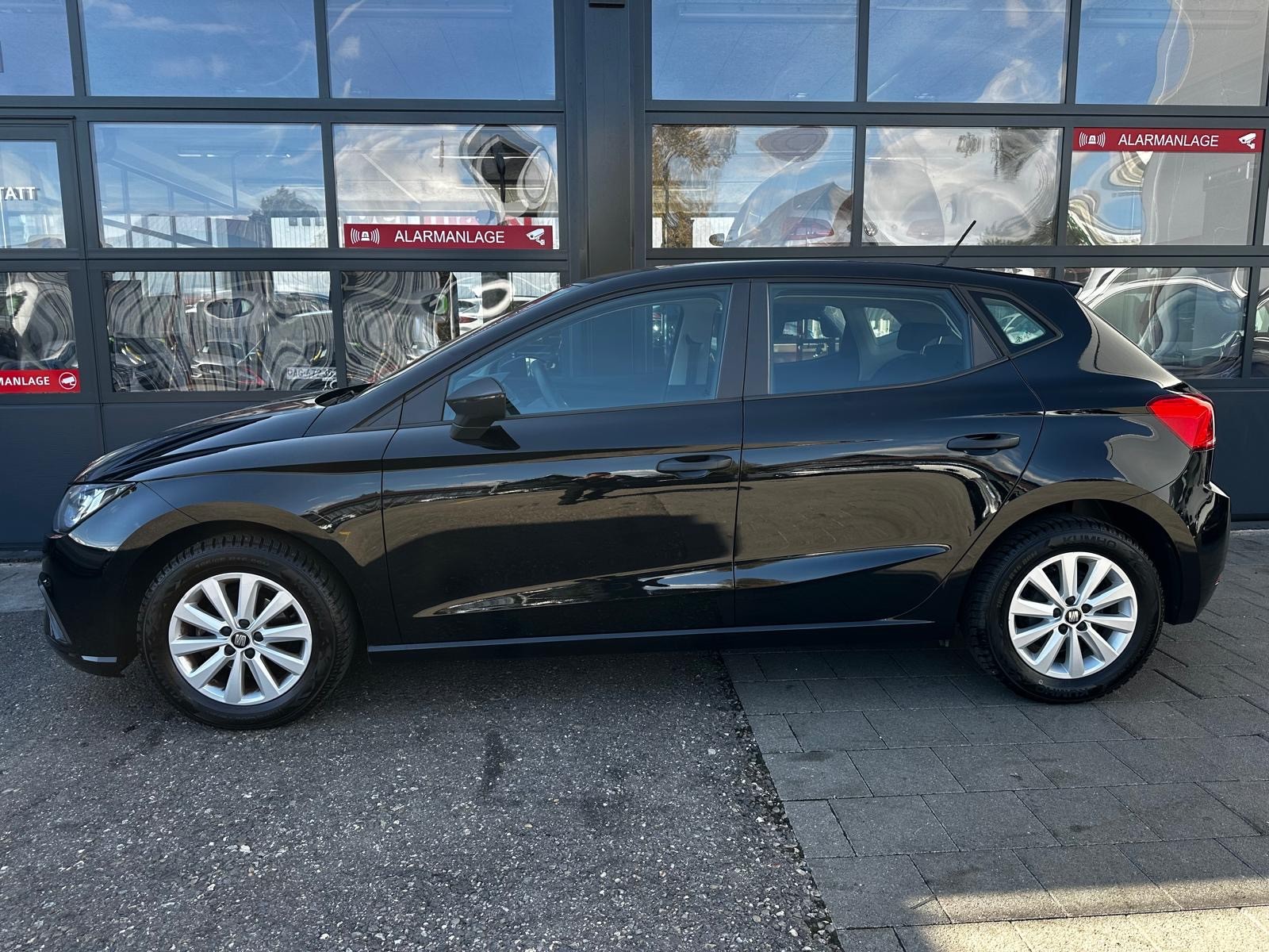 SEAT Ibiza 1.0 EcoTSI Reference-image-3