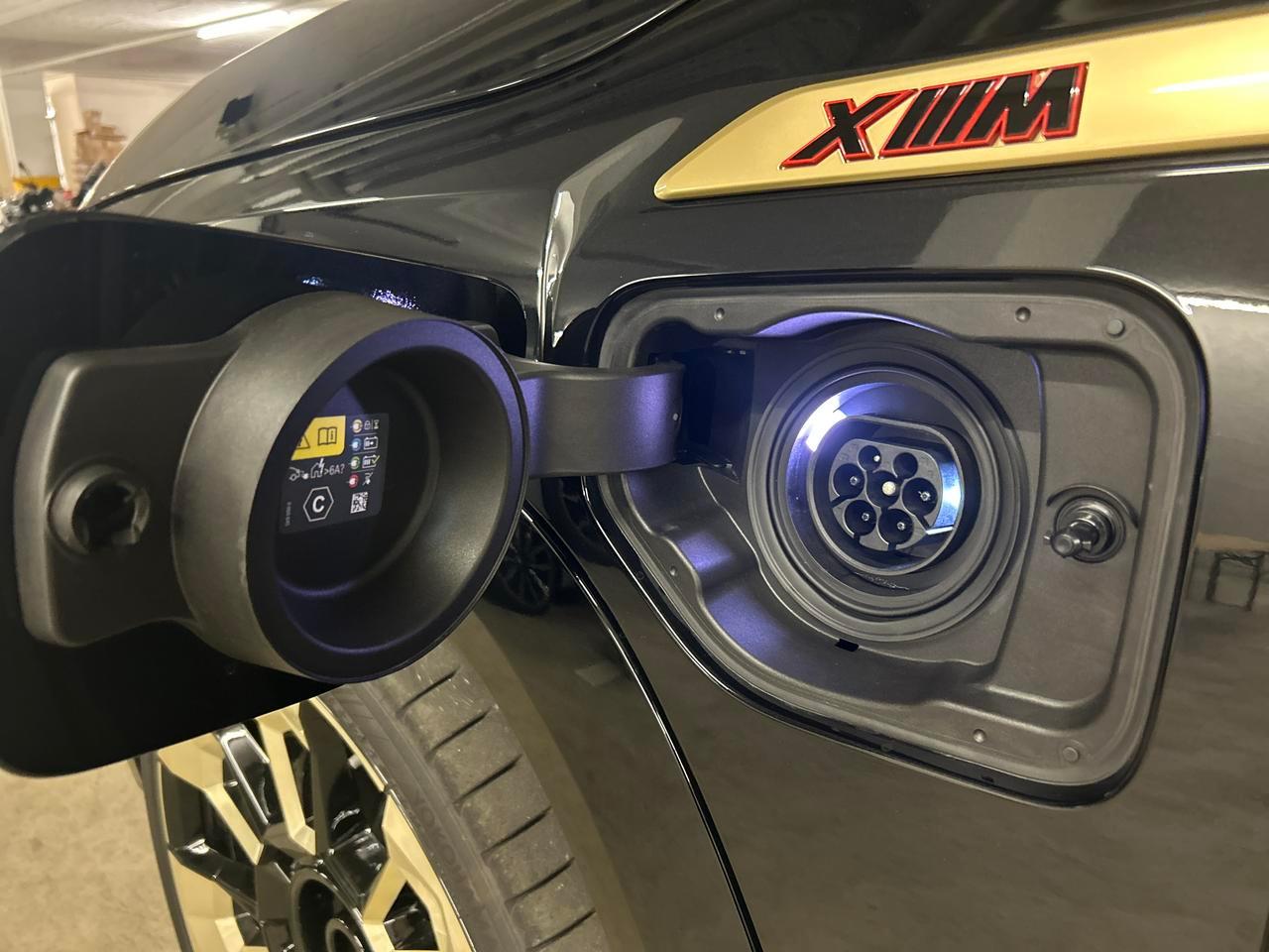 BMW XM Label Plug-in Hybrid-image-22