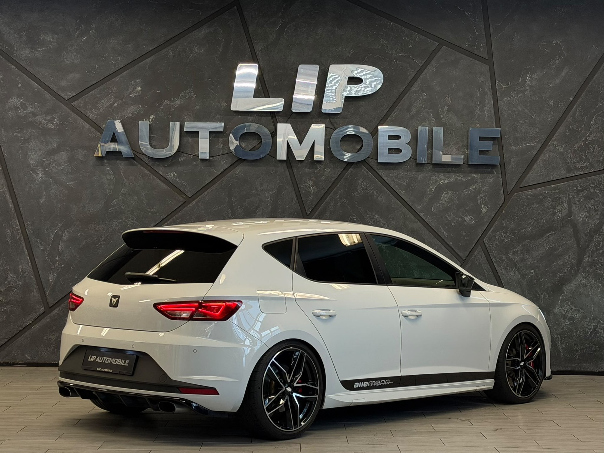 SEAT Leon 2.0 TSI Cupra 280 DSG-image-6
