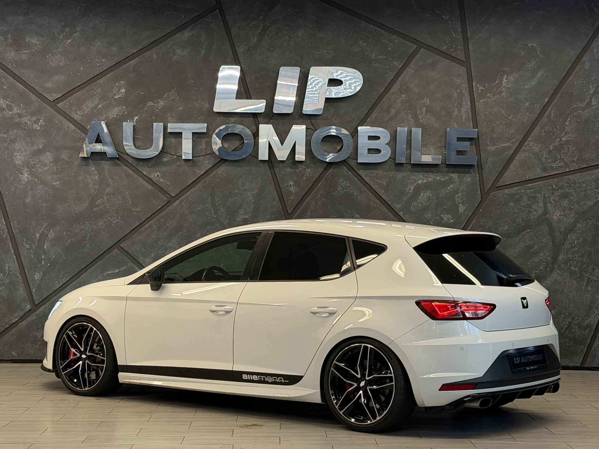 SEAT Leon 2.0 TSI Cupra 280 DSG-image-7