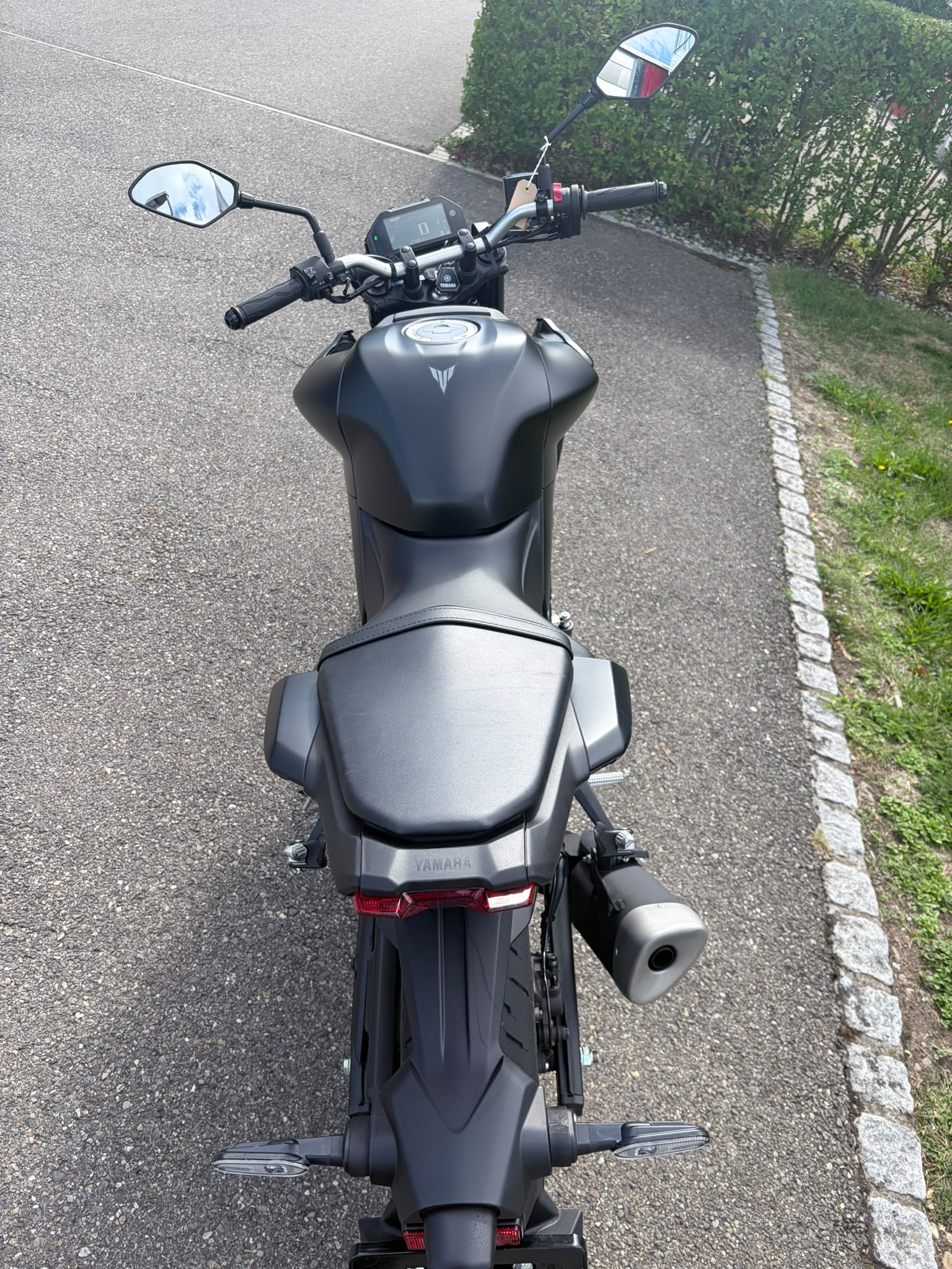 YAMAHA MT-03-showroom-element-3