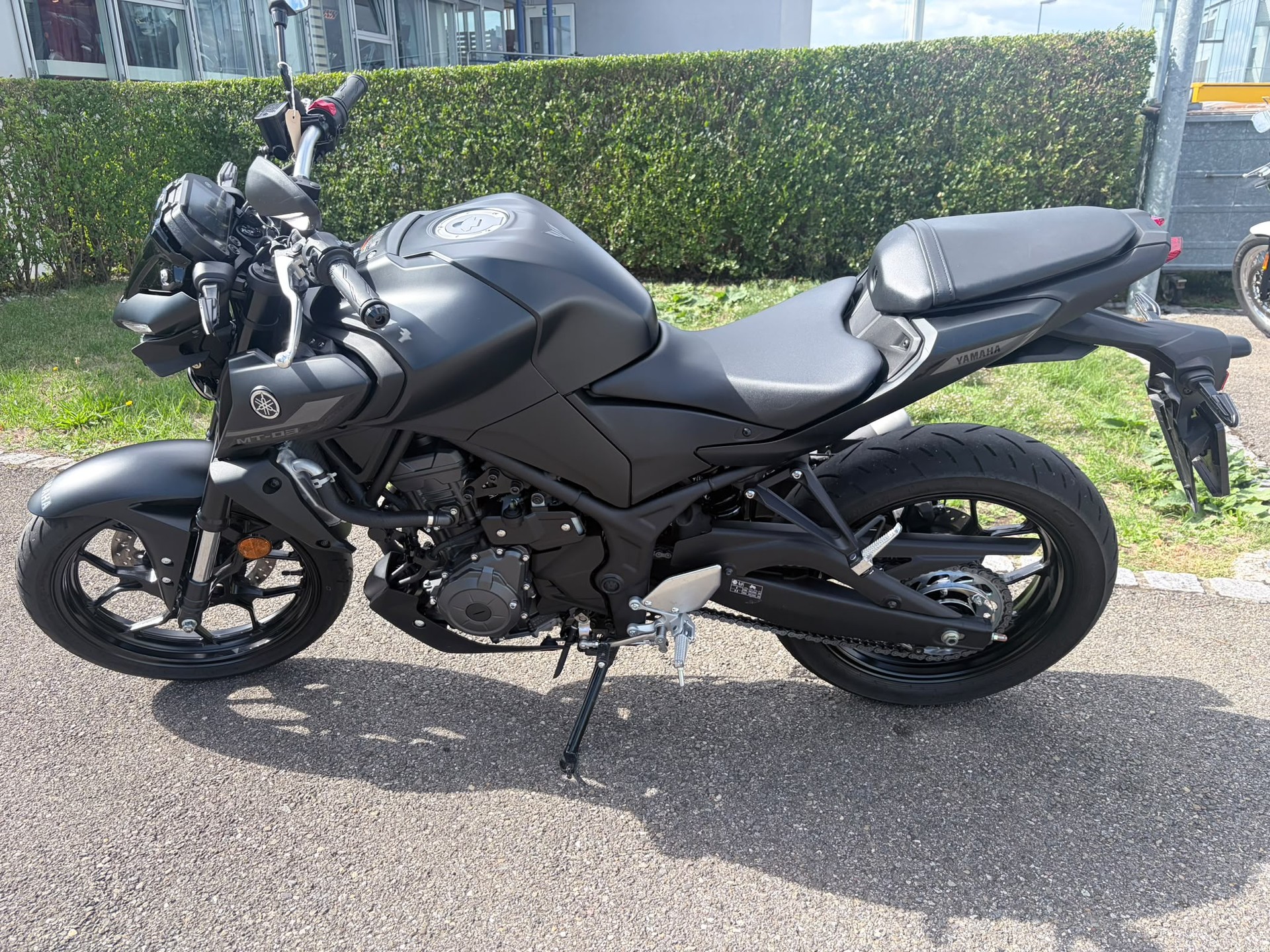 YAMAHA MT-03