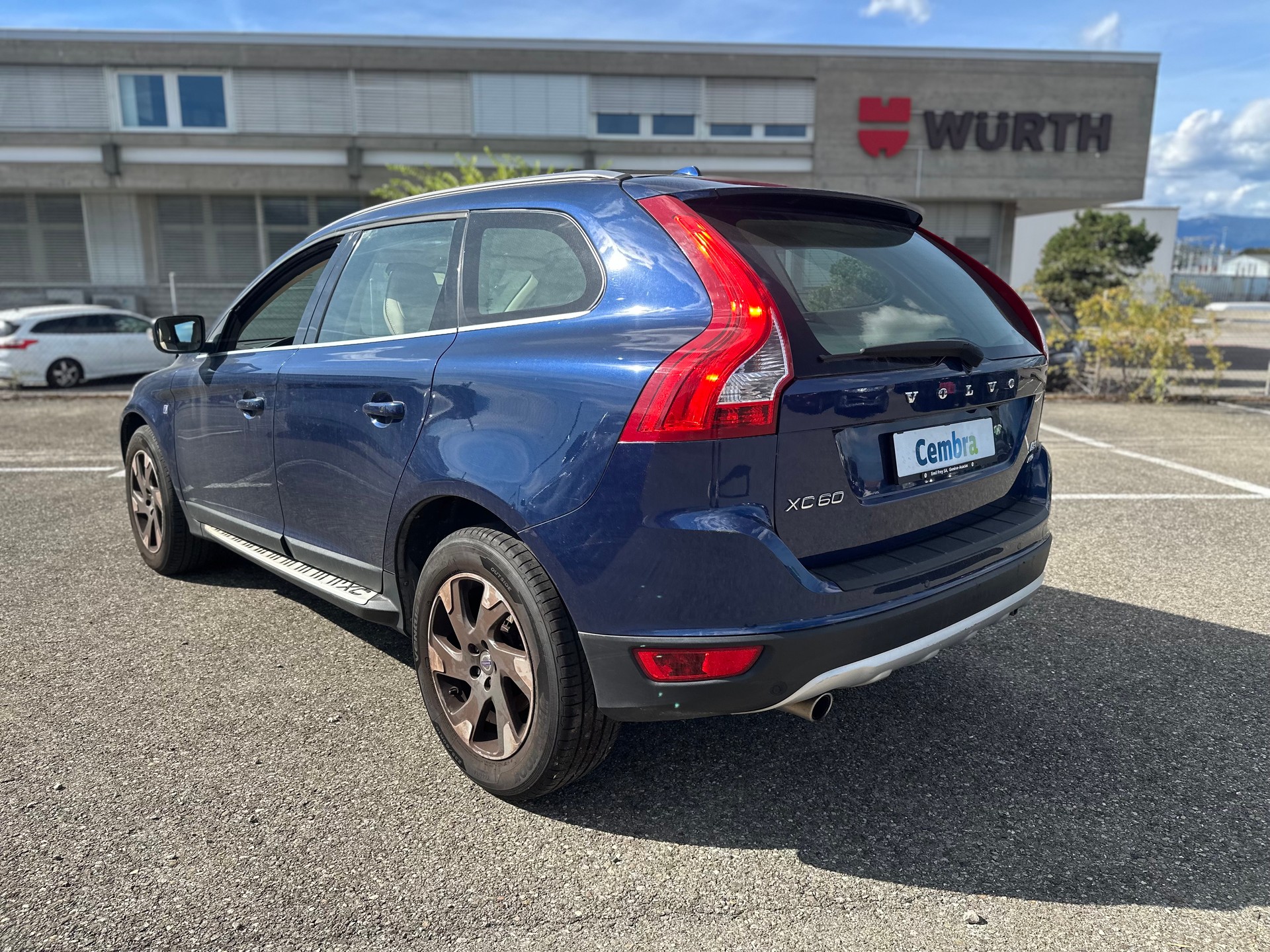 VOLVO XC60 D3 AWD Summum-image-5