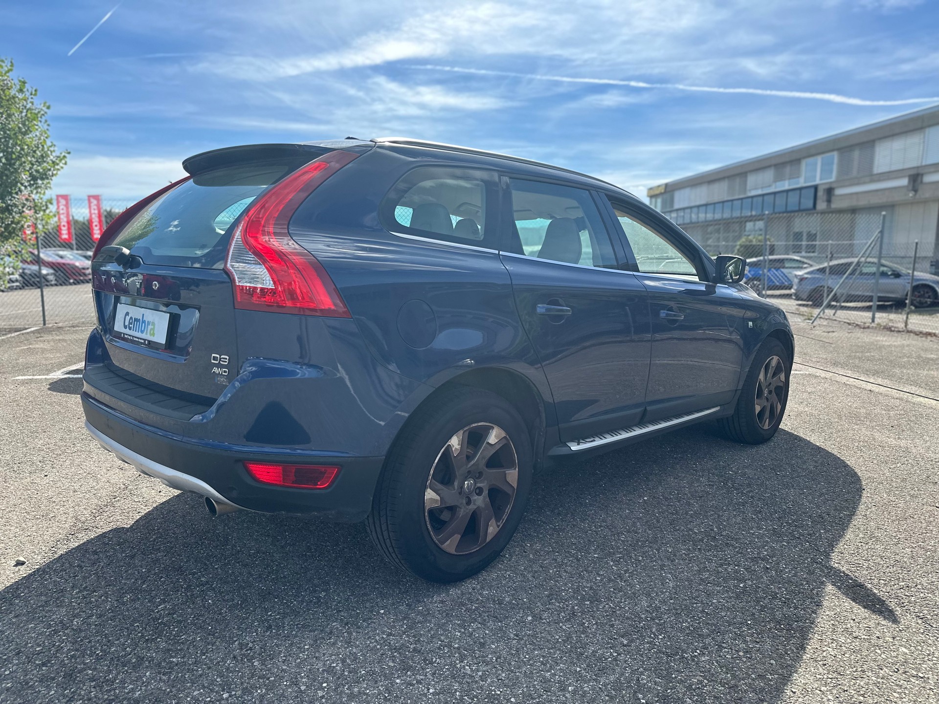 VOLVO XC60 D3 AWD Summum-image-3