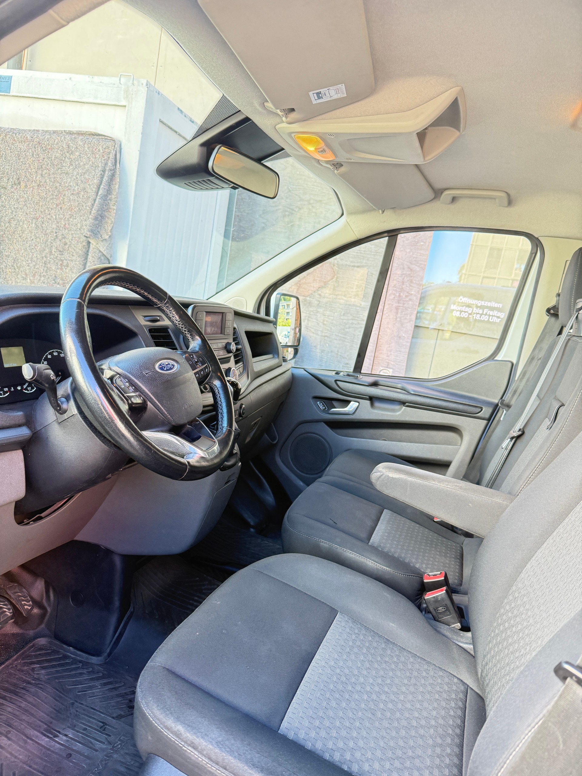FORD Transit Custom Van 280 L1H1Trend-image-9
