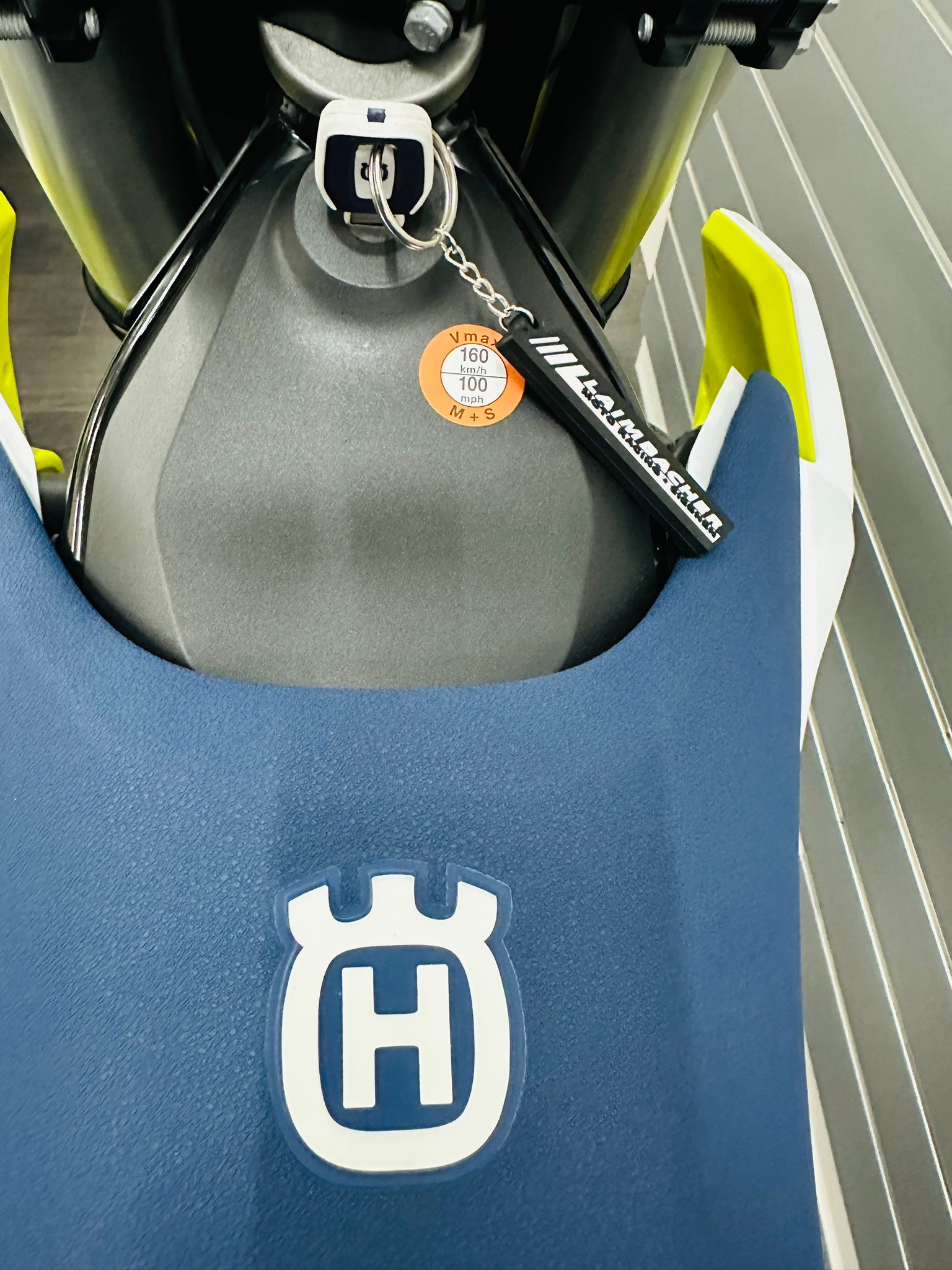 HUSQVARNA 701 Enduro (35kW)-image-6