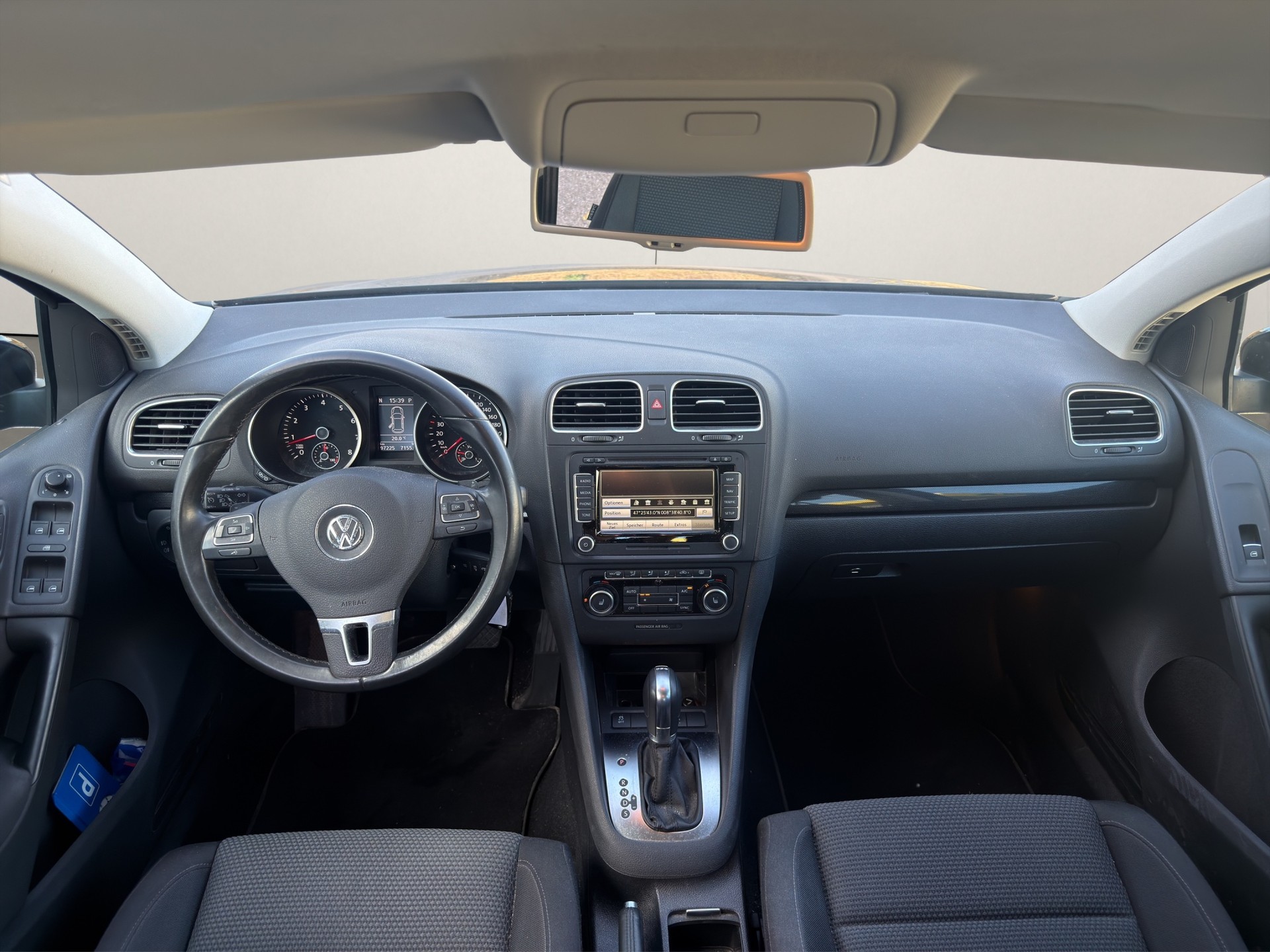 VW Golf 1.4 TSI Team DSG-image-9