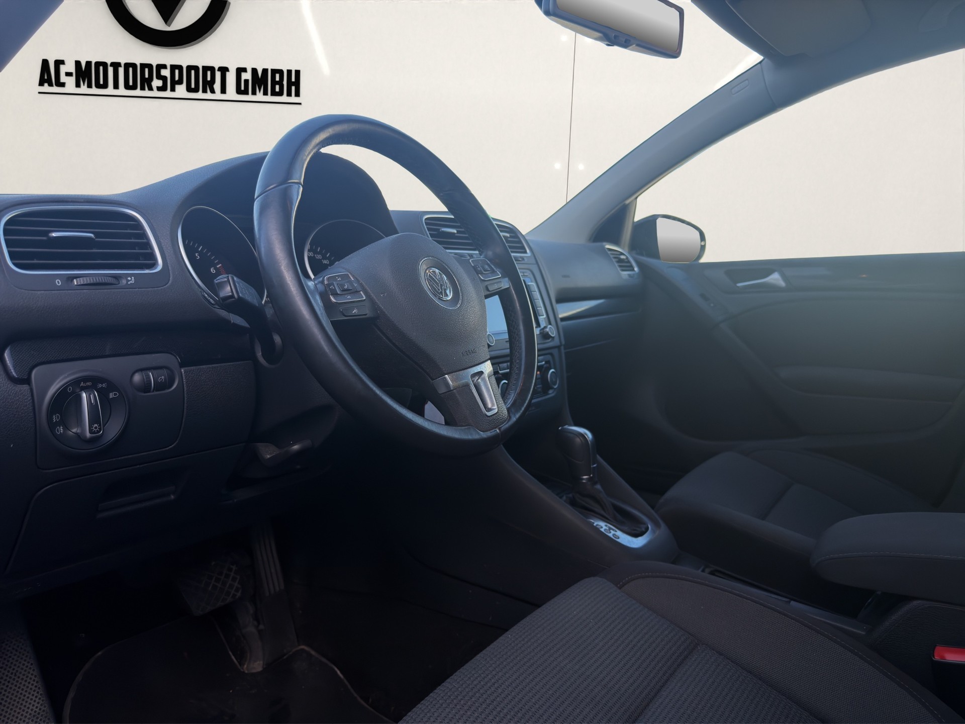 VW Golf 1.4 TSI Team DSG-image-15