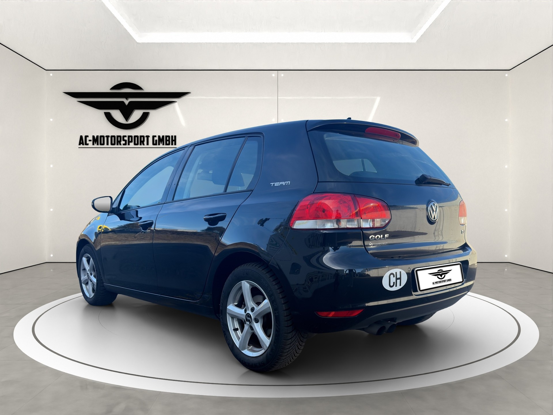 VW Golf 1.4 TSI Team DSG-image-2