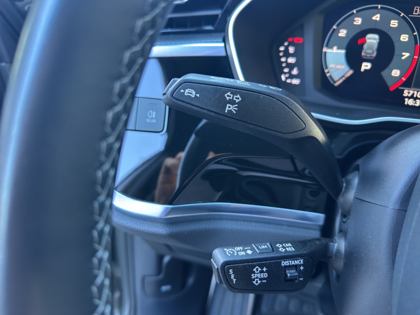 AUDI Q3 35 TFSI advanced Attraction S-tronic-image-14