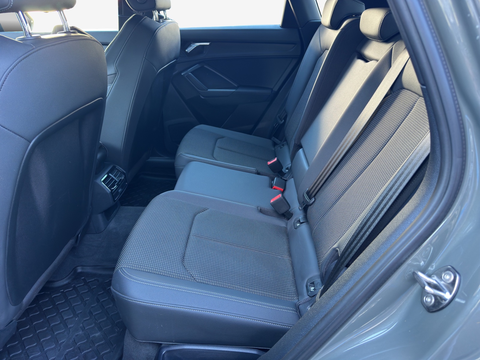 AUDI Q3 35 TFSI advanced Attraction S-tronic-image-11